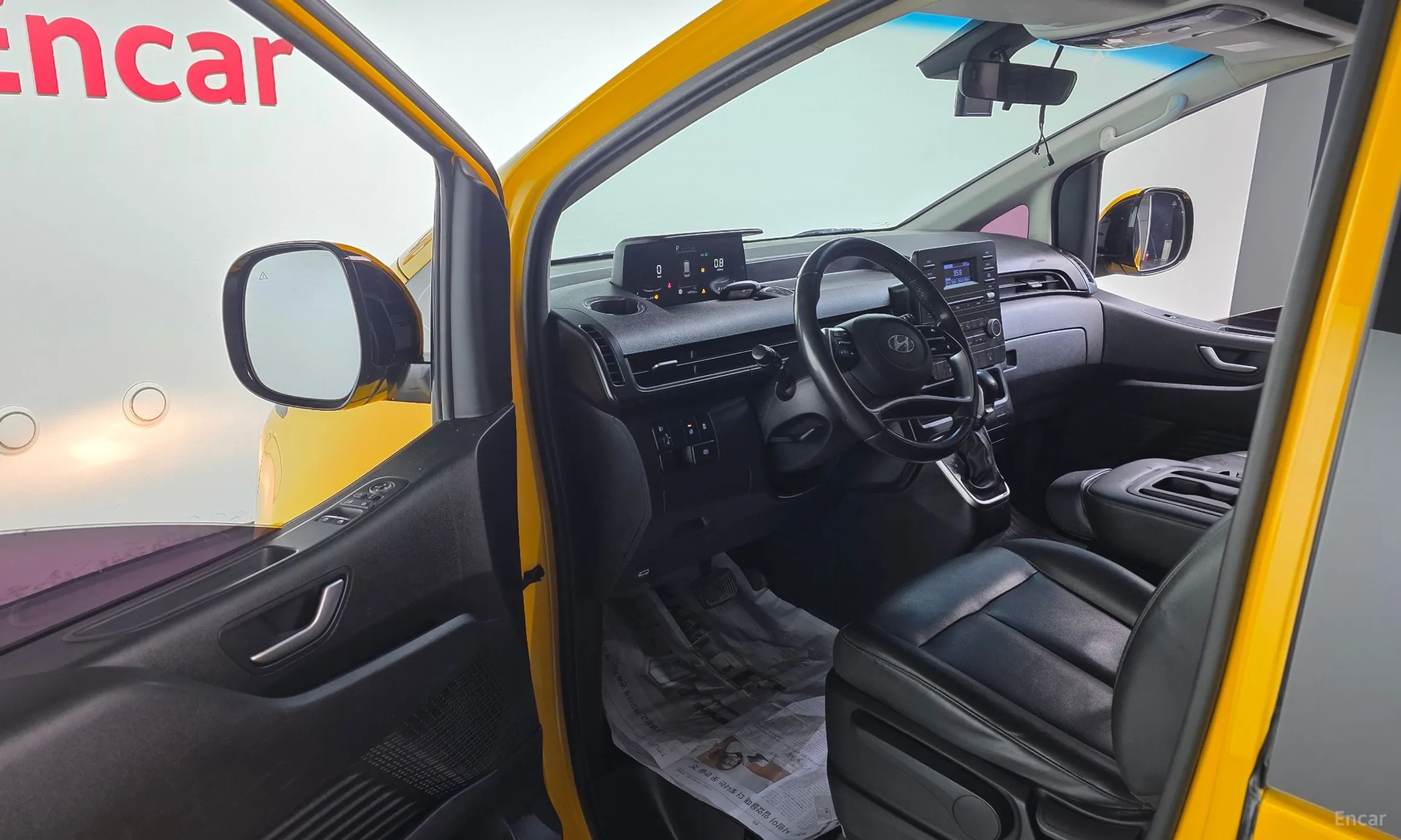 Hyundai Staria превью 11