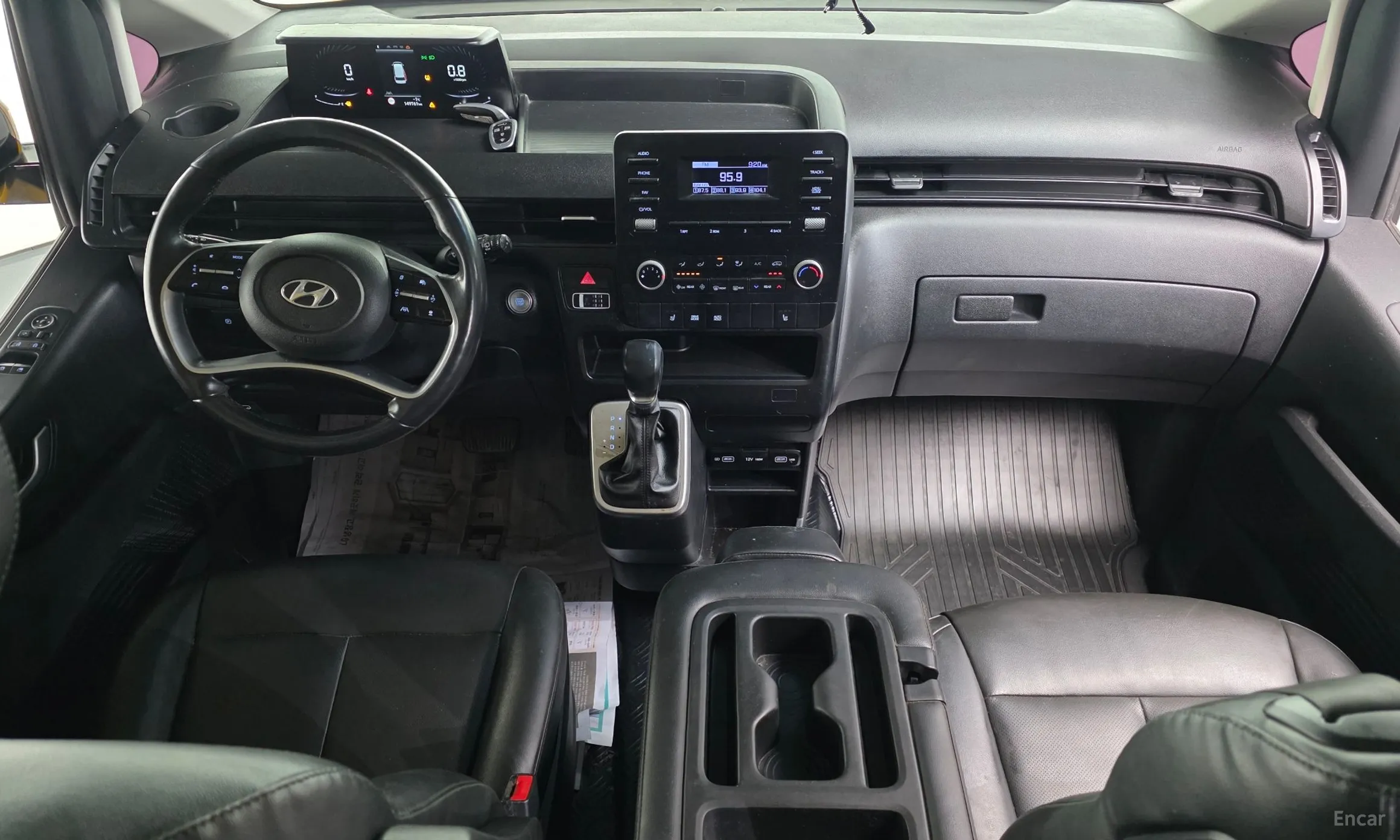 Hyundai Staria превью 7