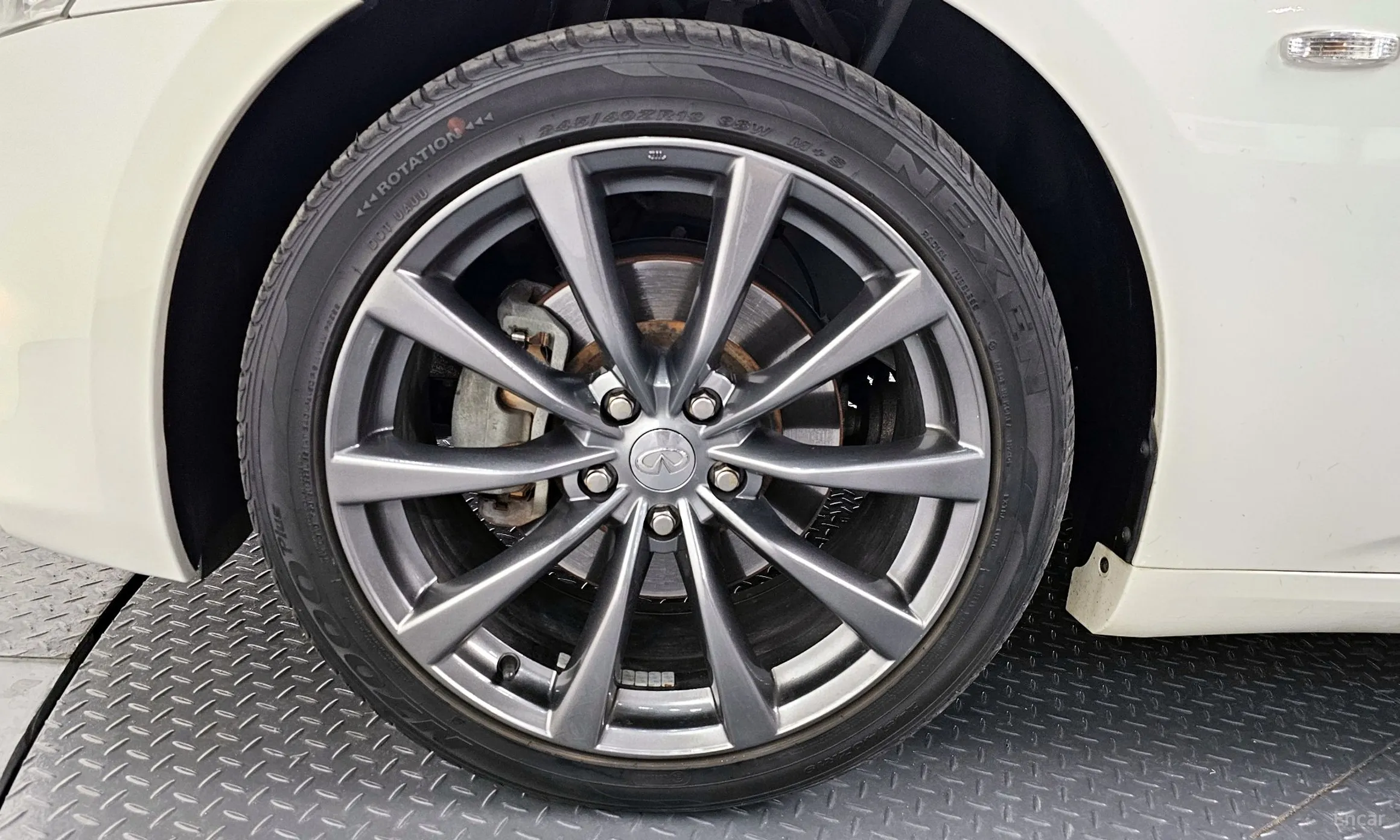 Infiniti G25 превью 5
