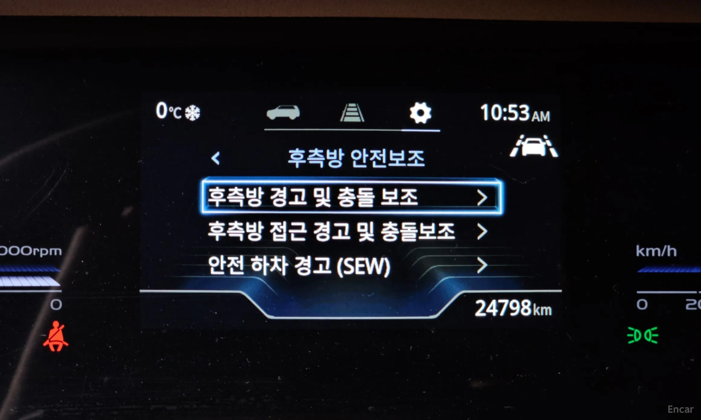 KG Mobility (SsangYong) Torres превью 18
