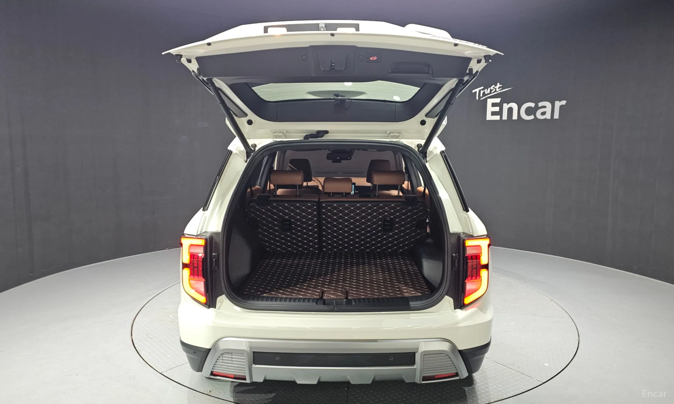 KG Mobility (SsangYong) Torres превью 20
