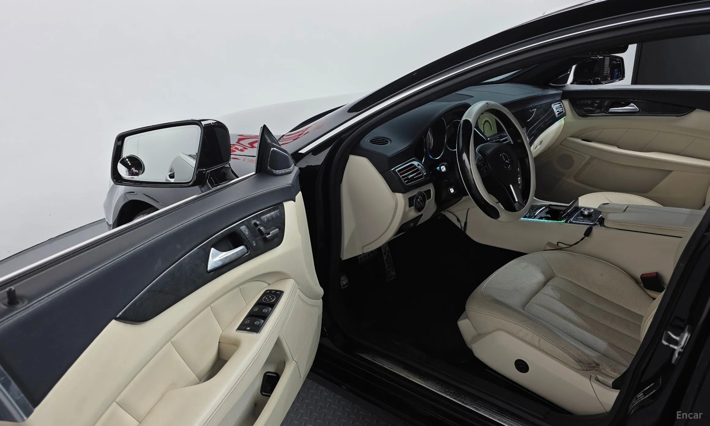 Mercedes Benz CLS-Class W218 превью 12