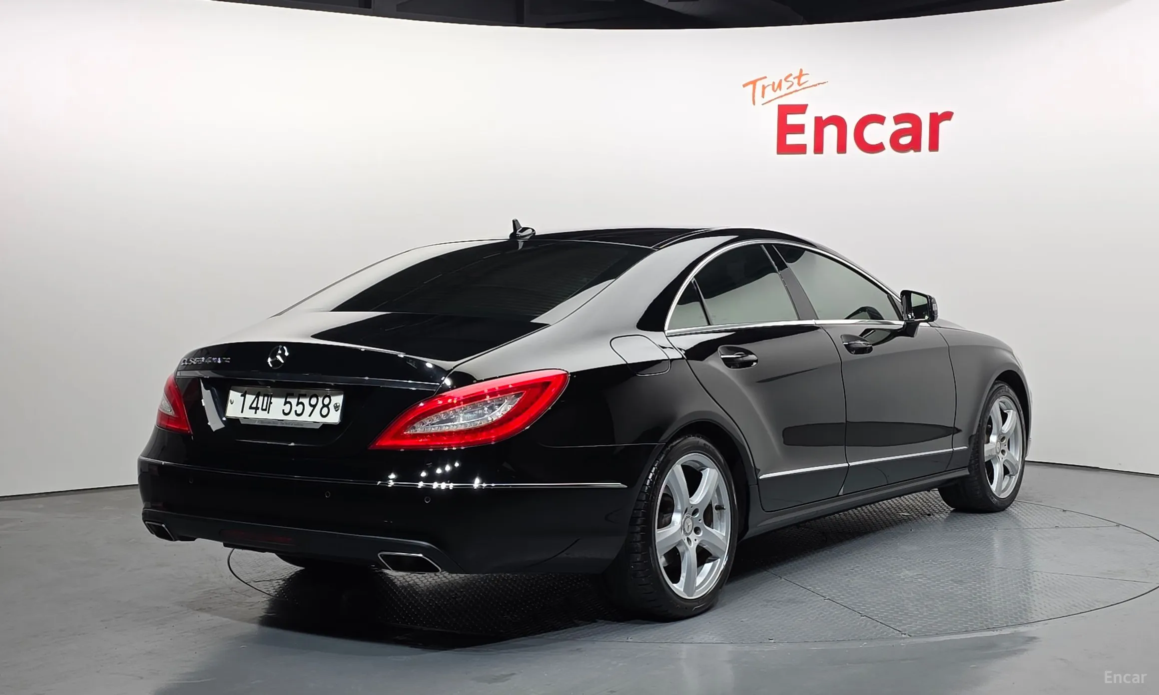 Mercedes Benz CLS-Class W218