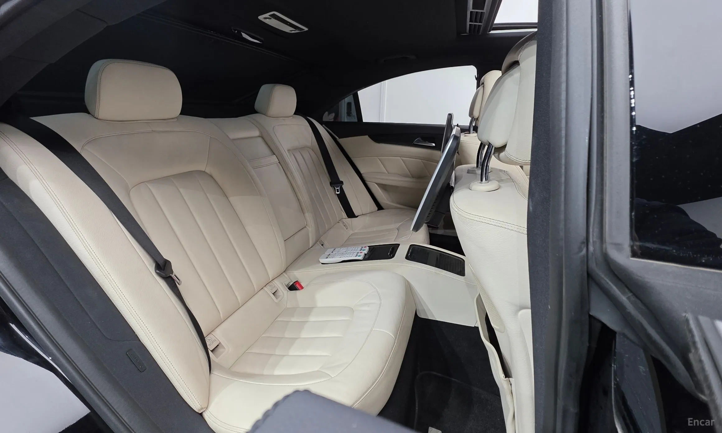 Mercedes Benz CLS-Class W218 превью 19