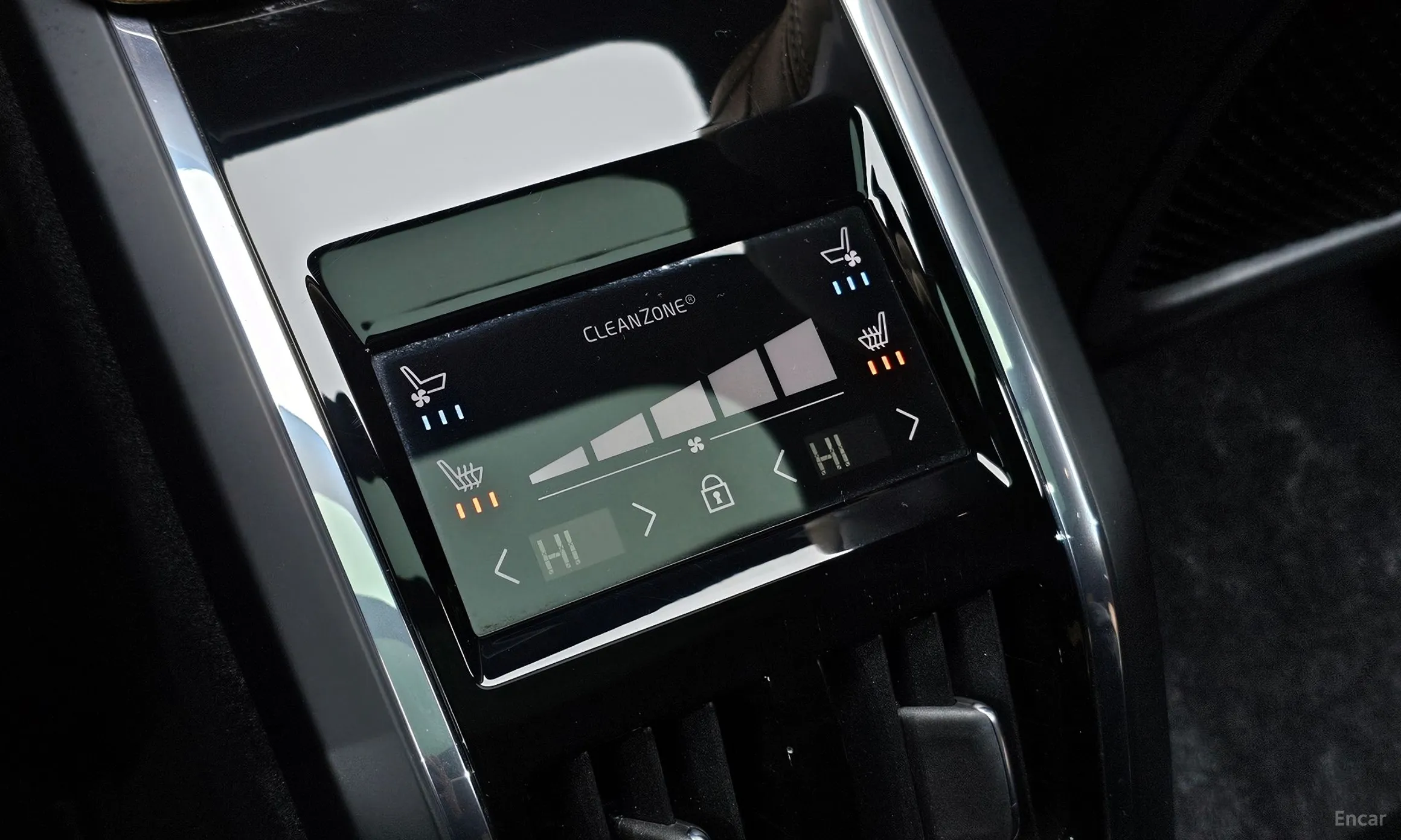 Volvo S90 превью 20