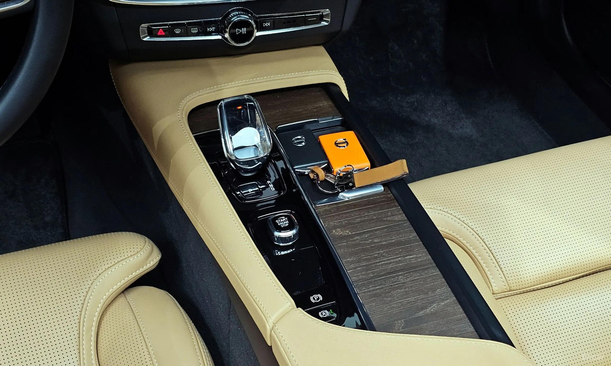 Volvo S90 превью 9