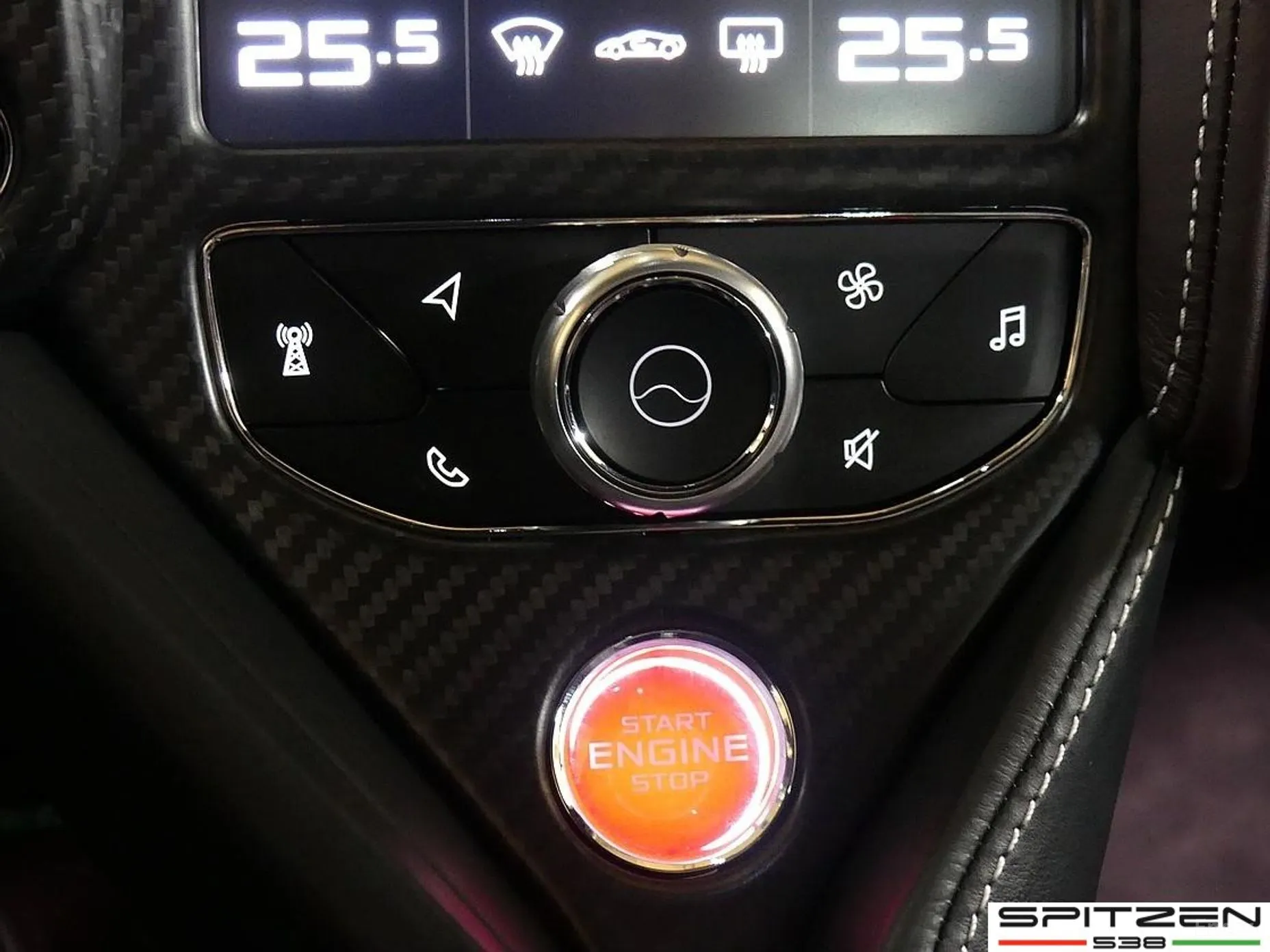 McLaren 720S превью 13