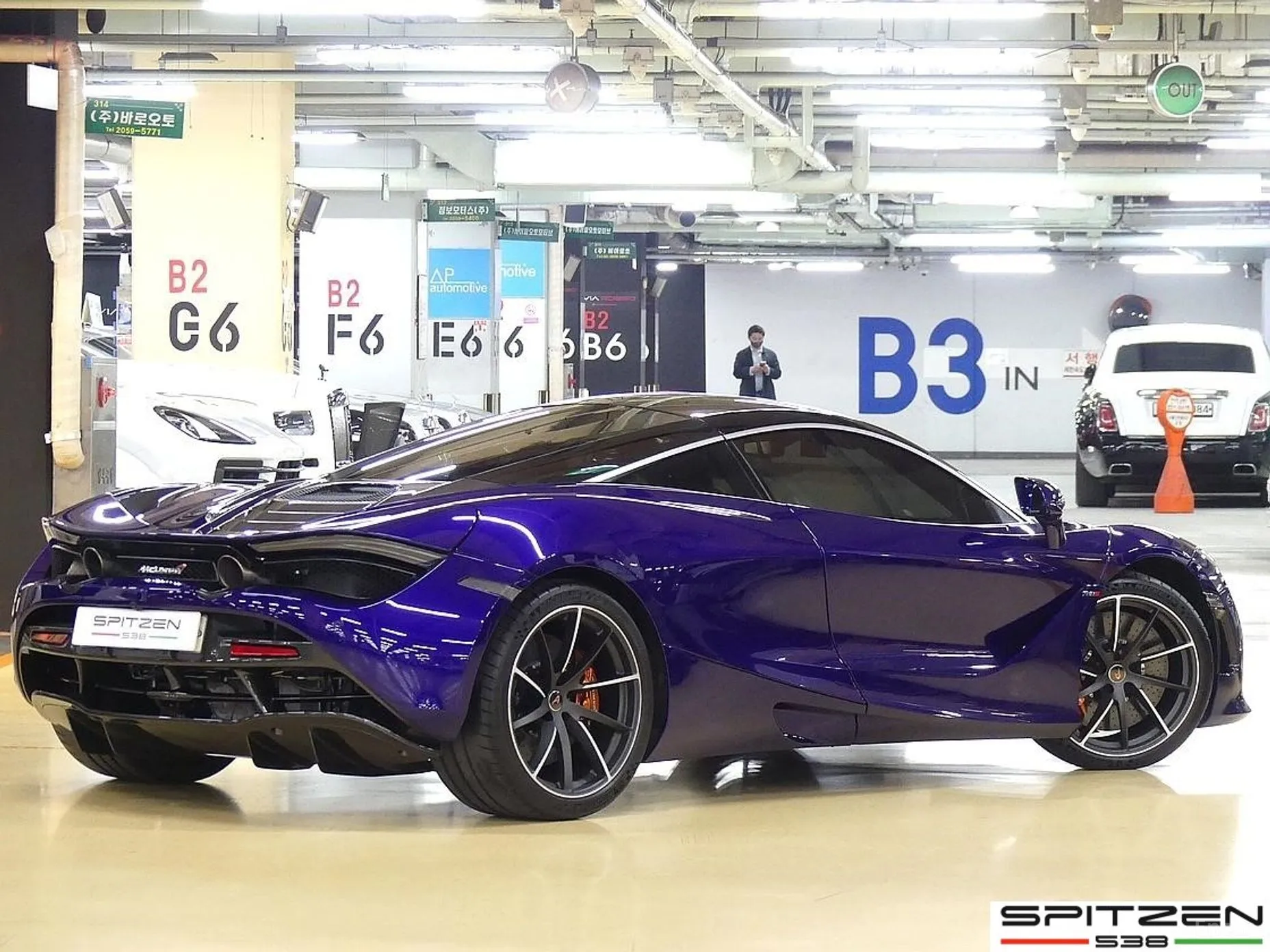 McLaren 720S превью 3