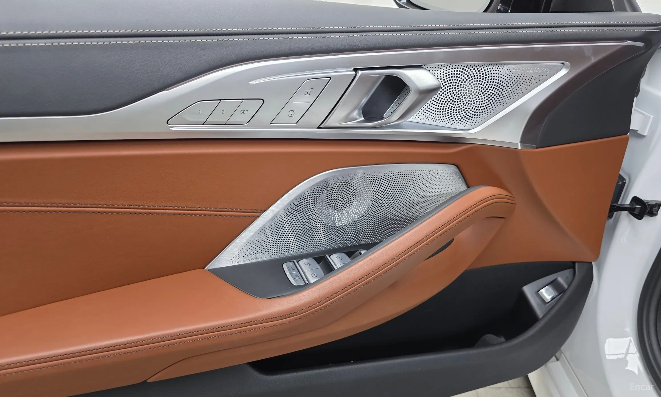 BMW 8-series (G15) превью 16