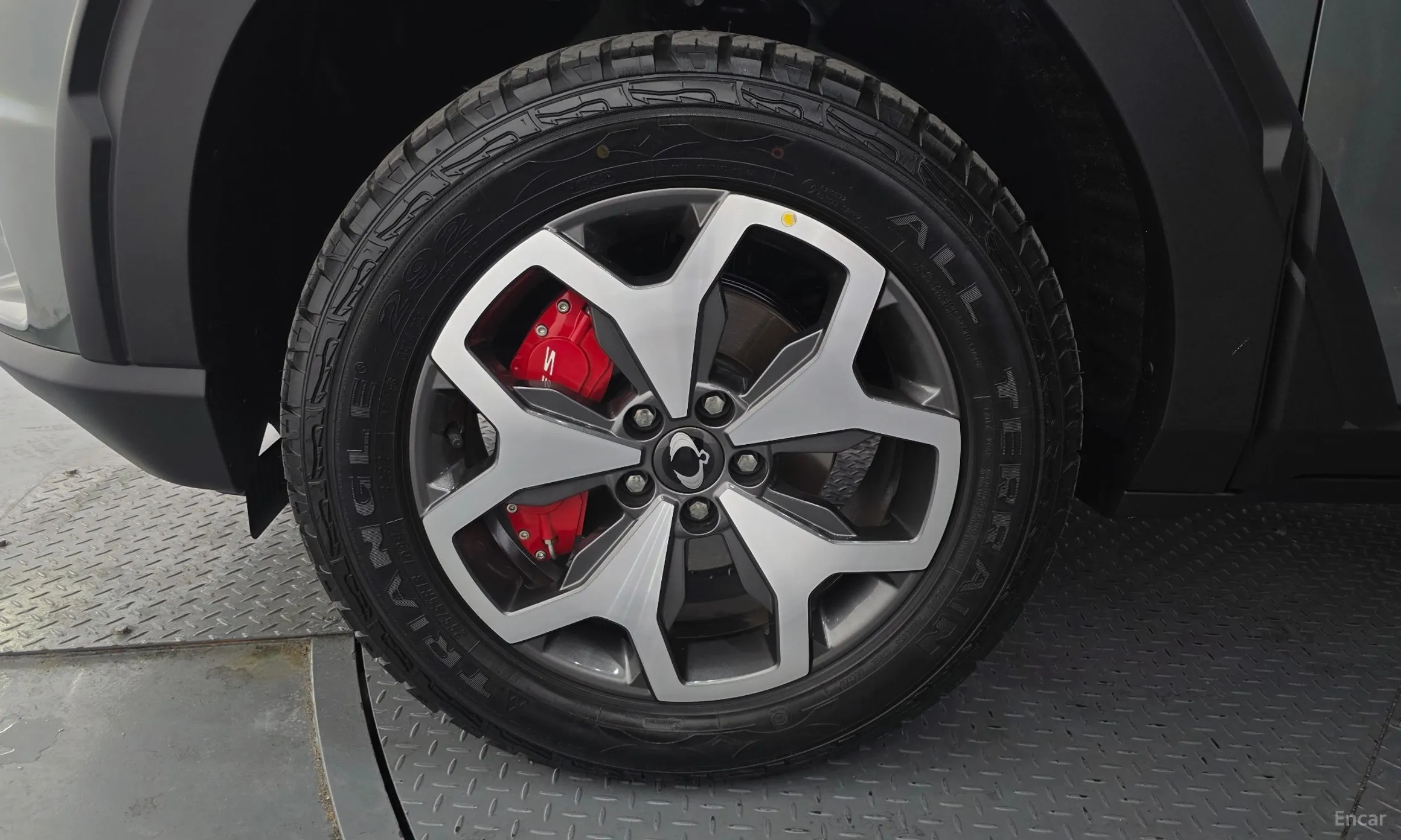 KG Mobility (SsangYong) The New Torres превью 5