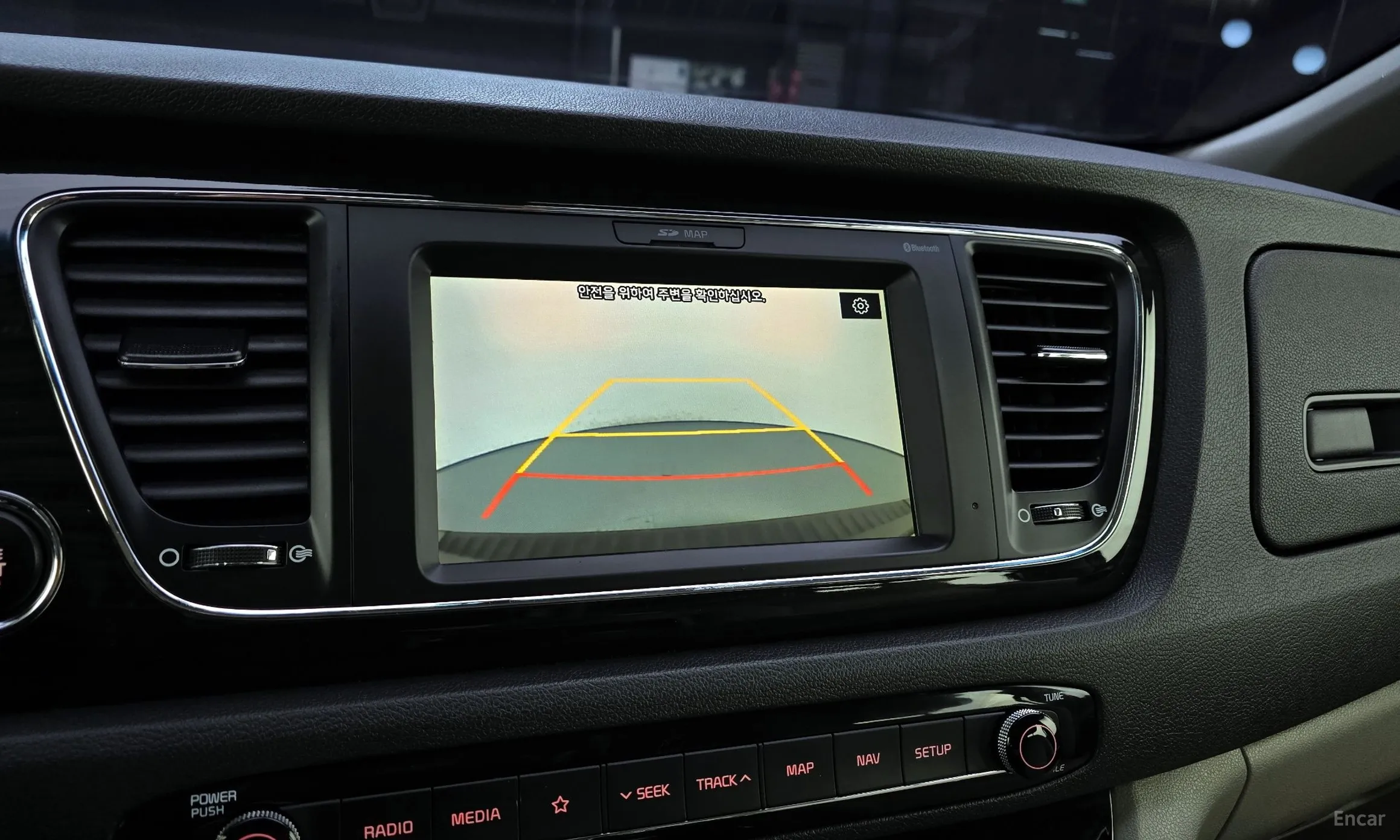 Kia Carnival превью 16