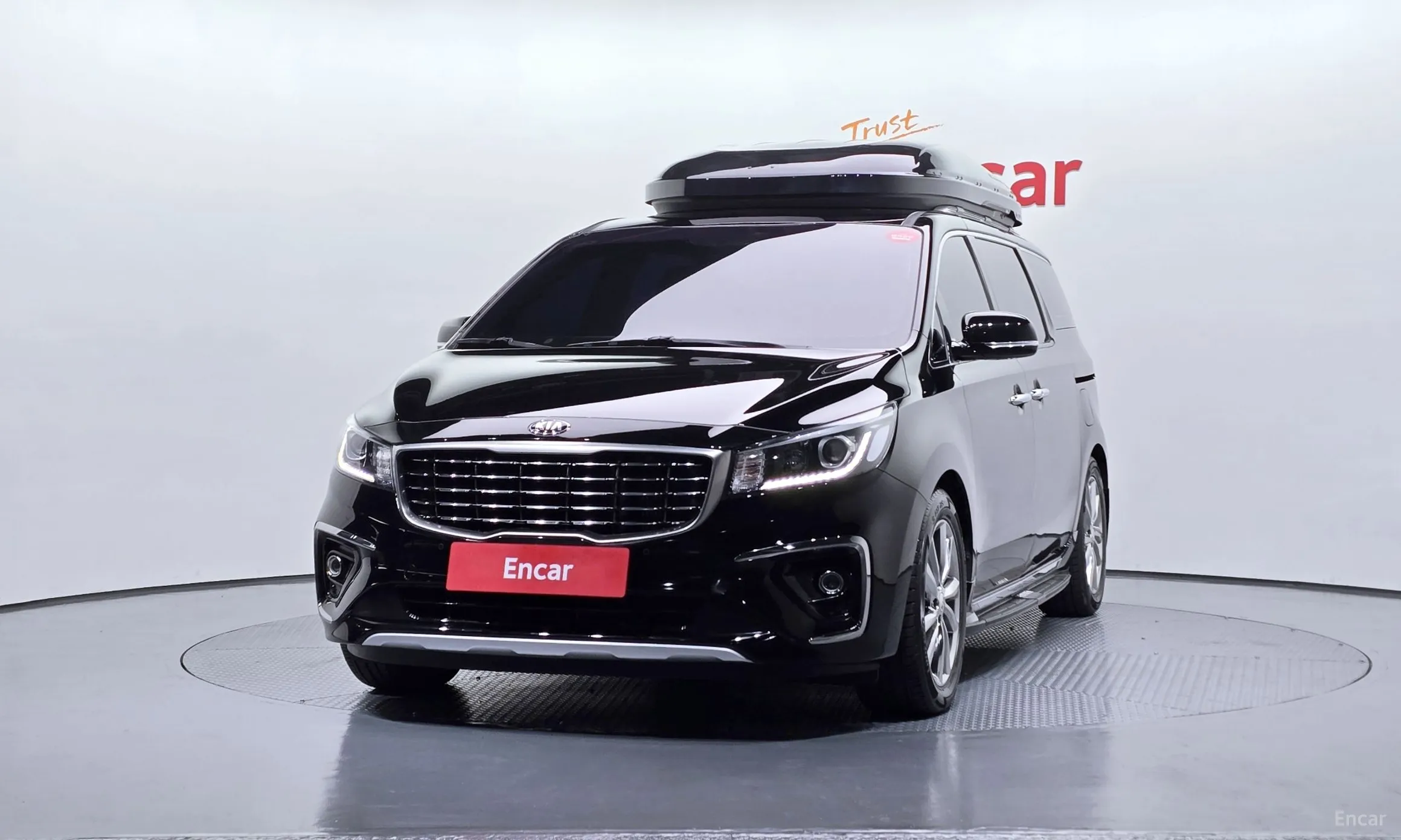 Kia Carnival превью 3