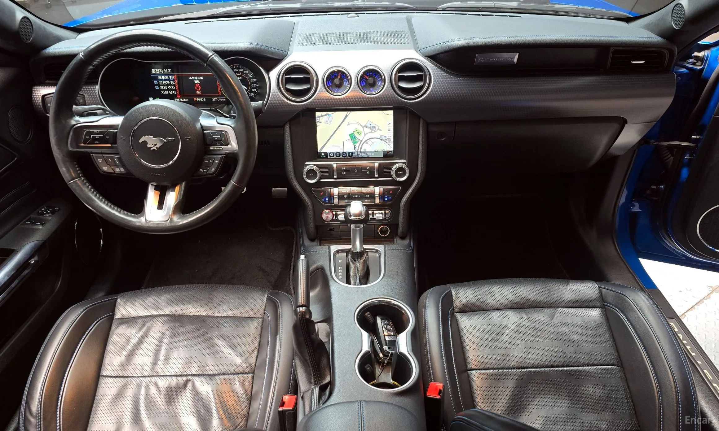 Ford Mustang превью 7
