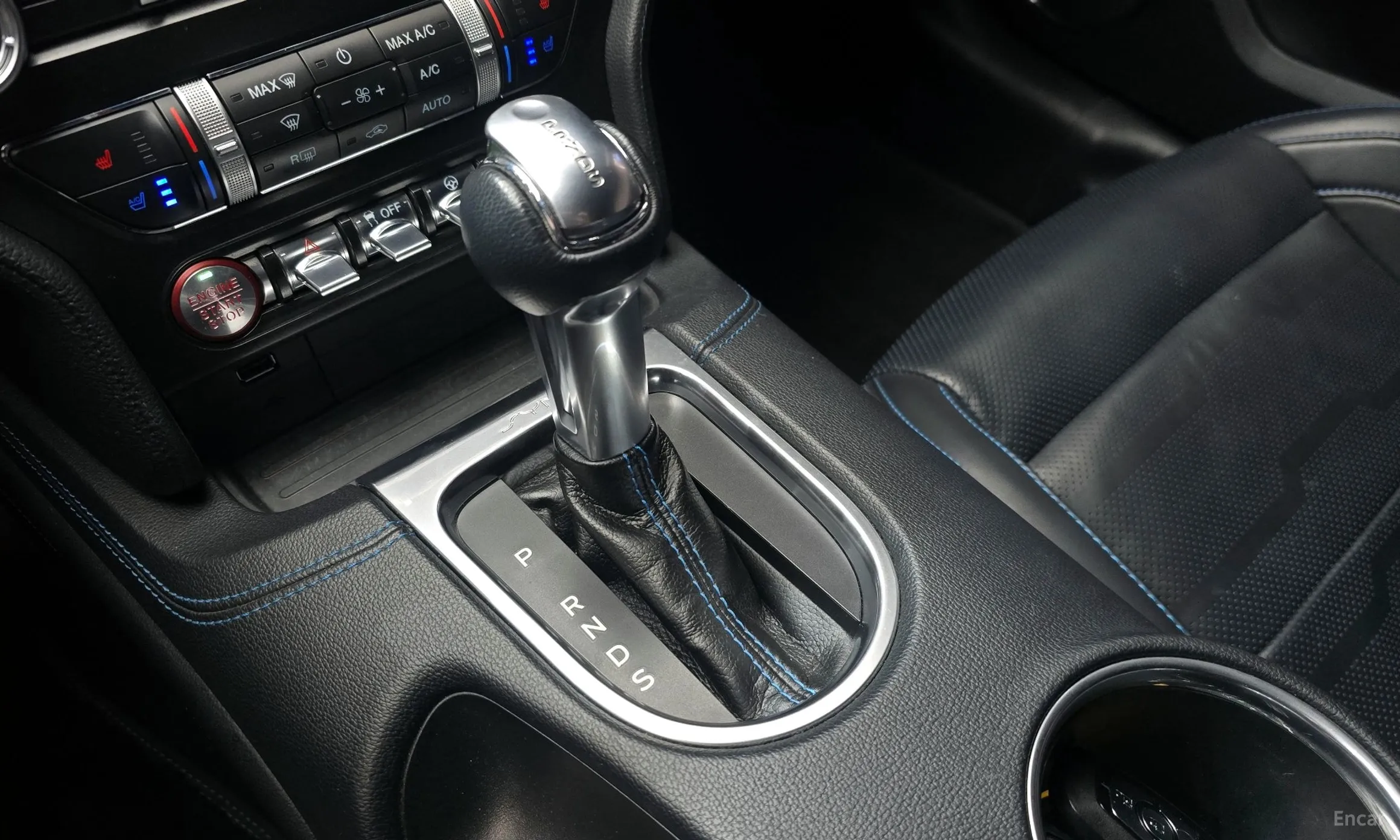 Ford Mustang превью 9