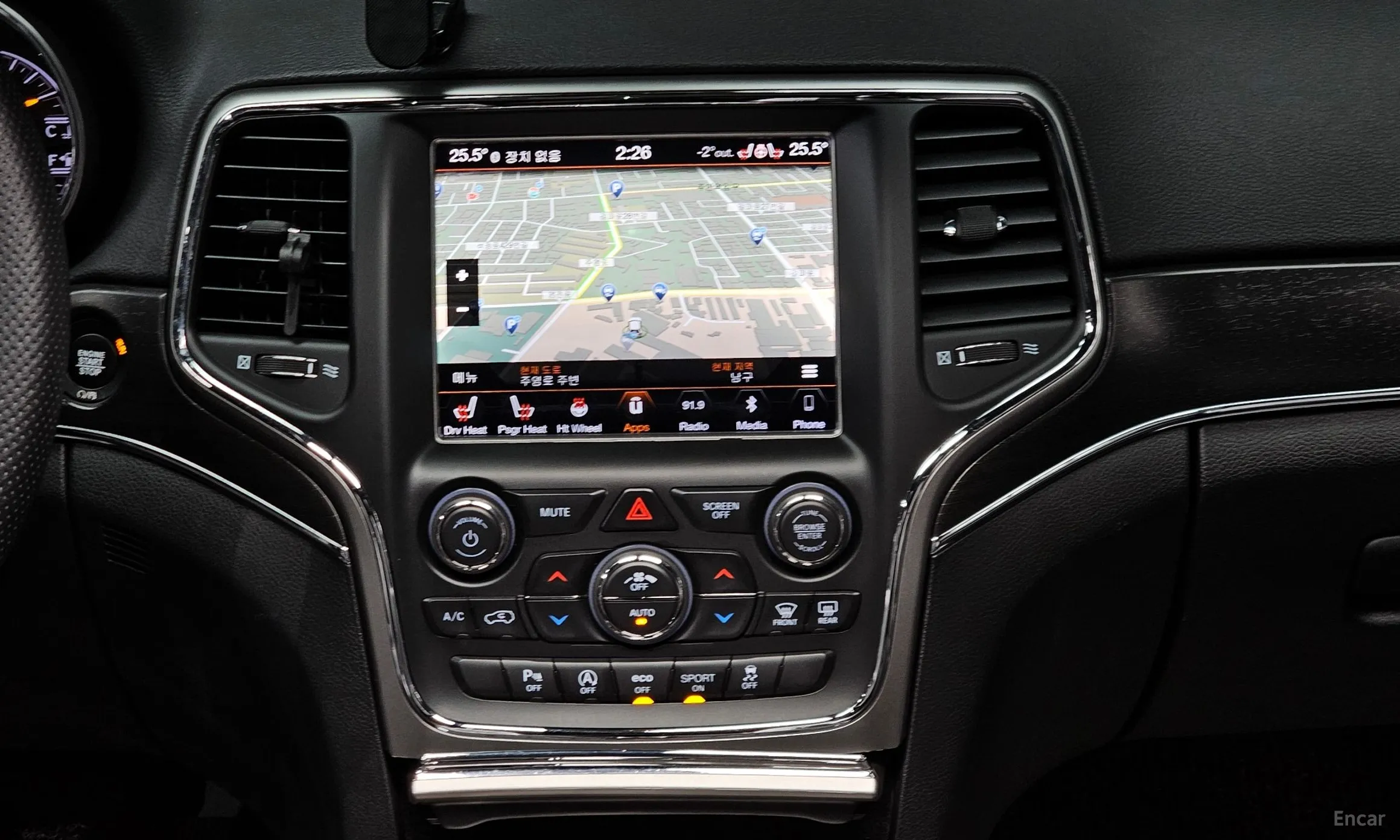 Jeep Grand Cherokee превью 14