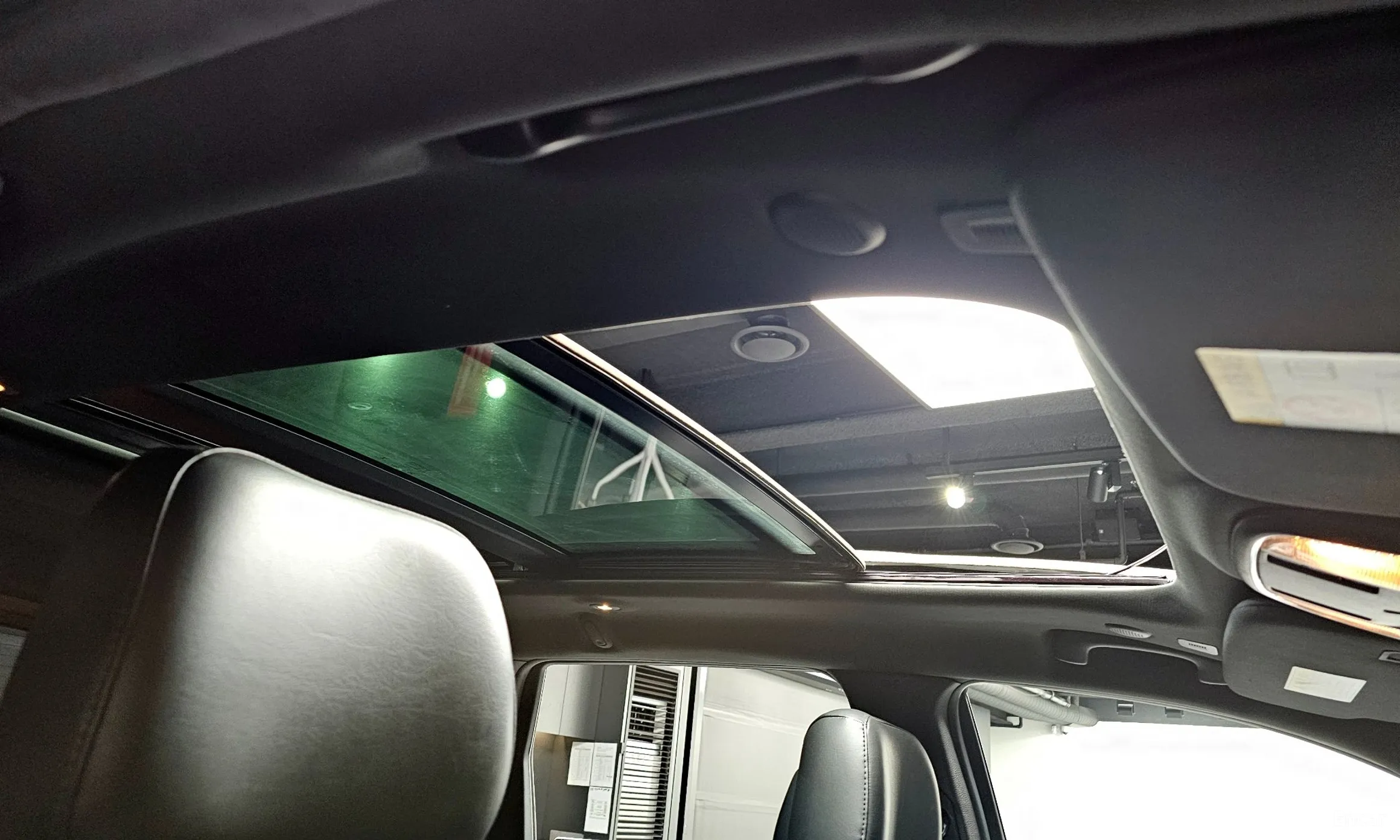 Jeep Grand Cherokee превью 18