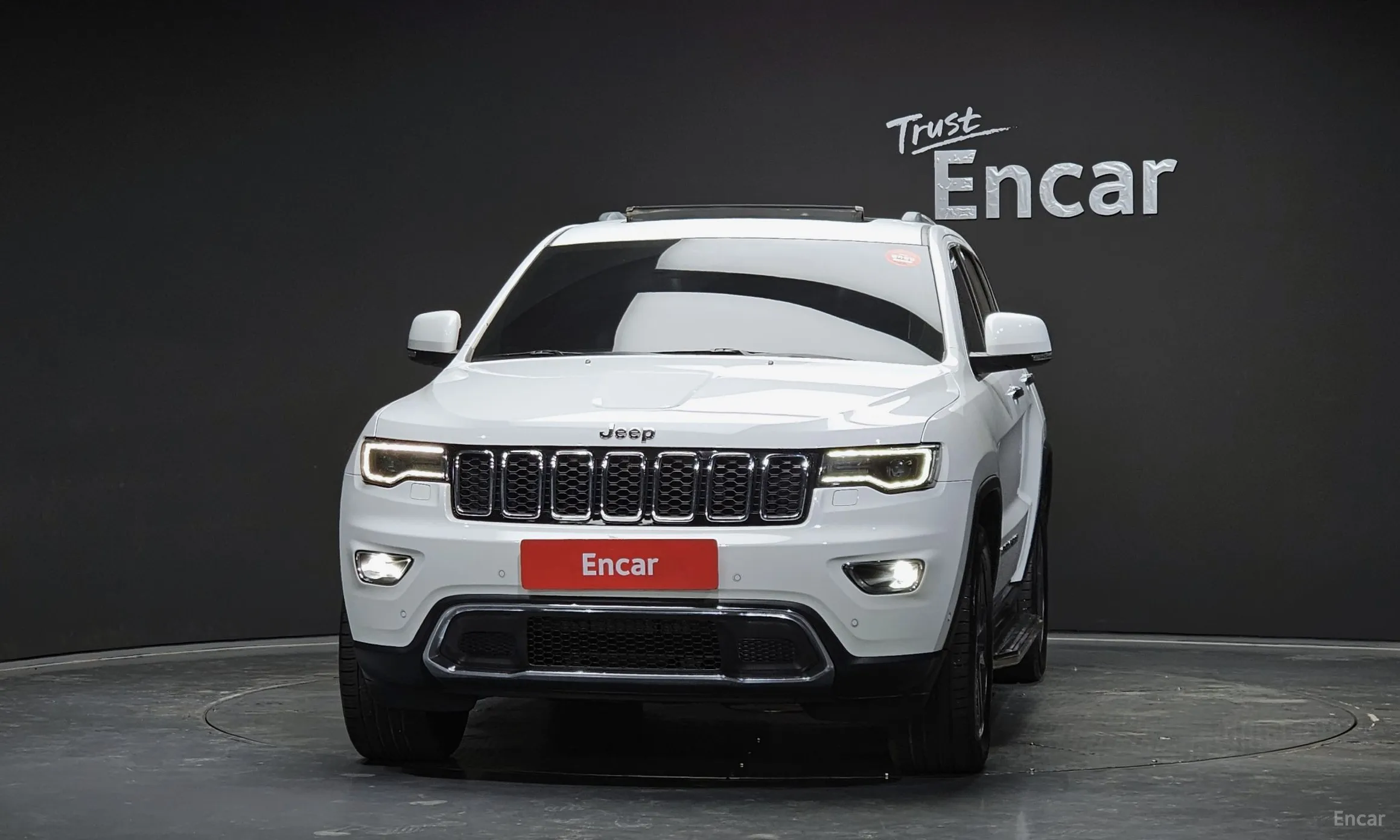 Jeep Grand Cherokee превью 3