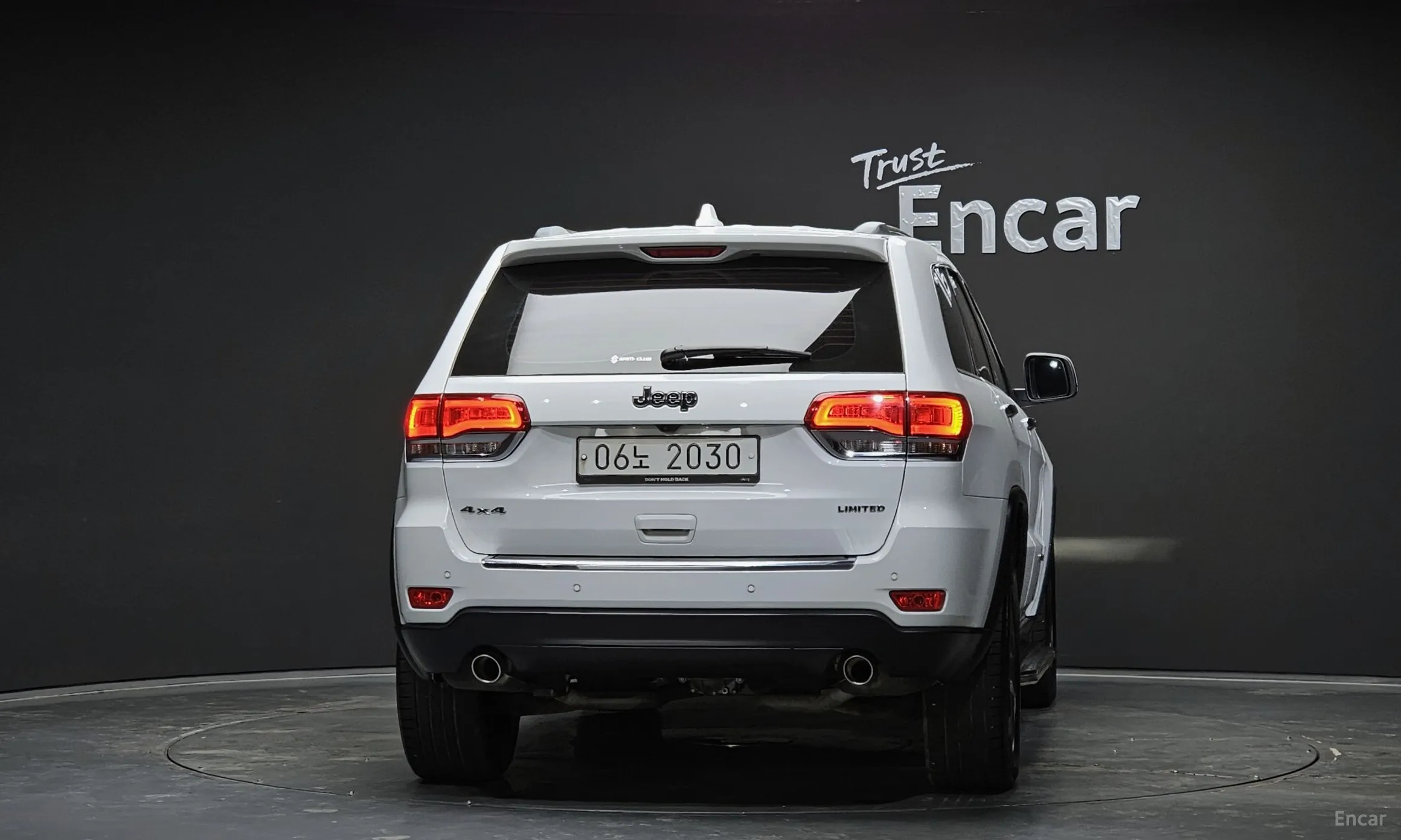 Jeep Grand Cherokee превью 4