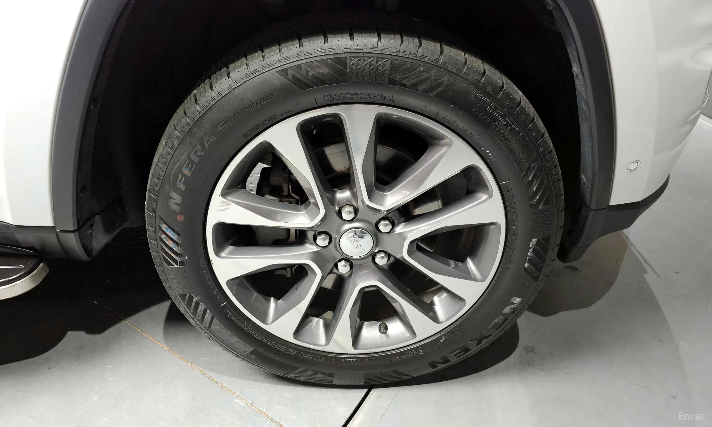Jeep Grand Cherokee превью 5