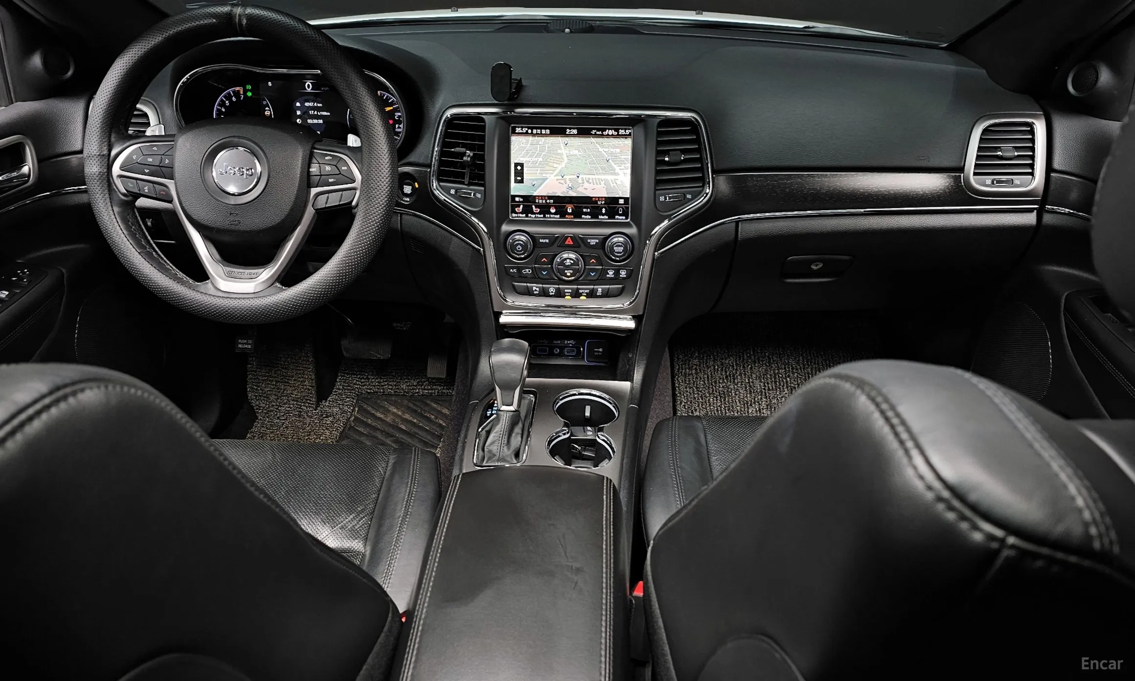 Jeep Grand Cherokee превью 7
