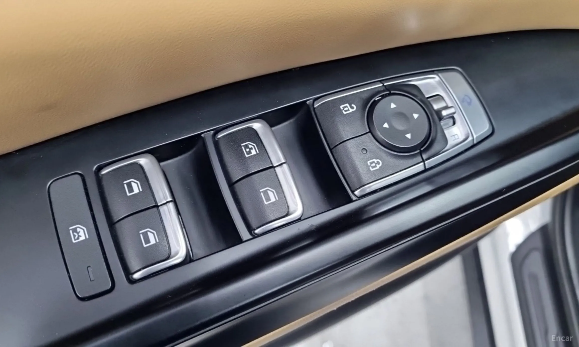 Kia Carnival Gen 4 превью 16