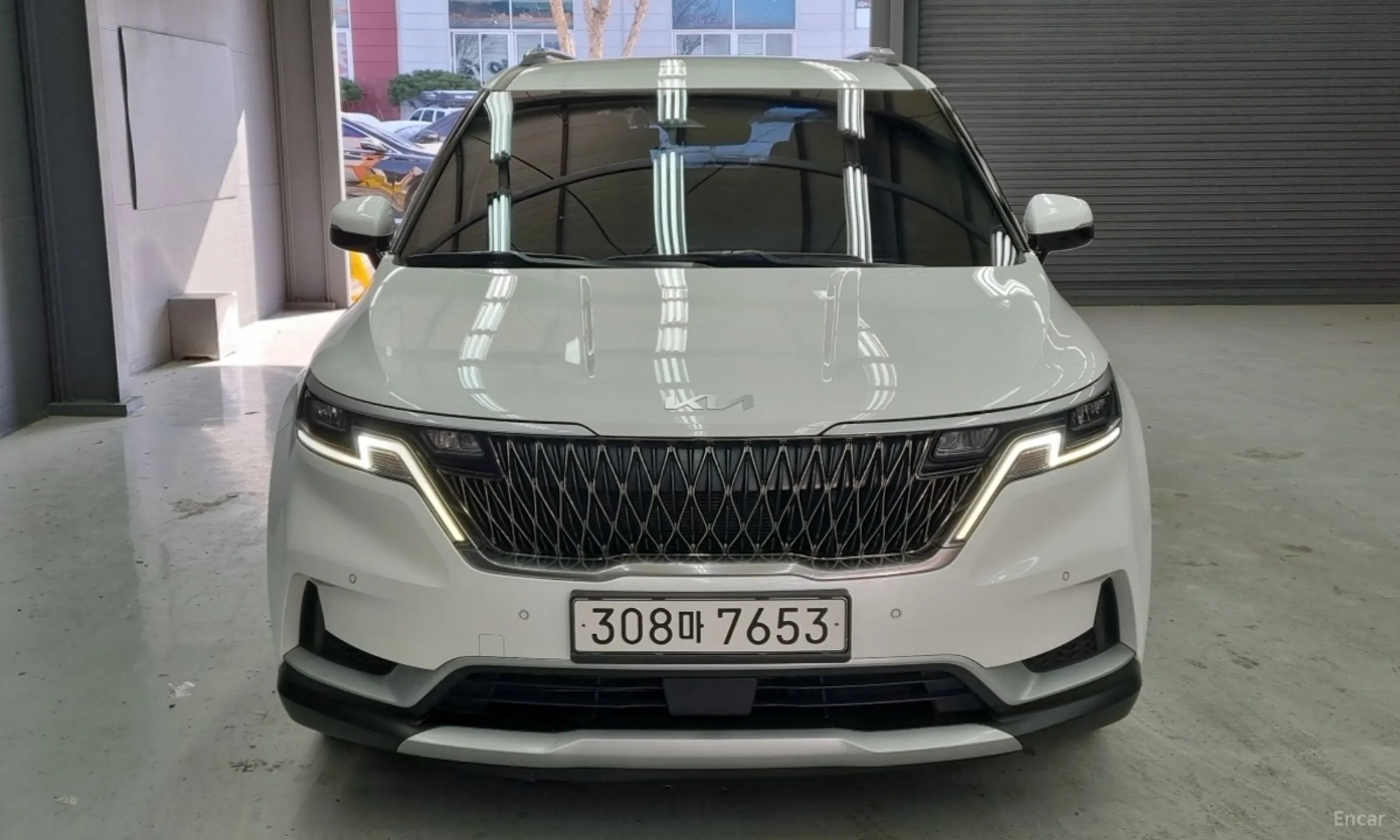 Kia Carnival Gen 4 превью 3