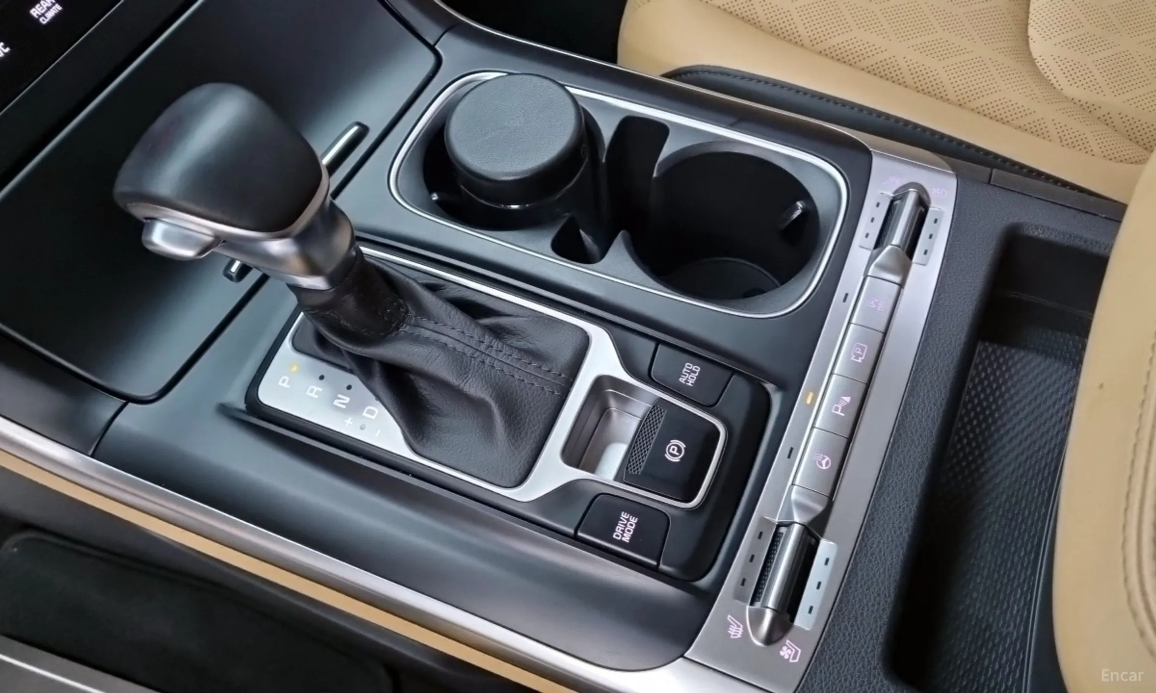 Kia Carnival Gen 4 превью 9