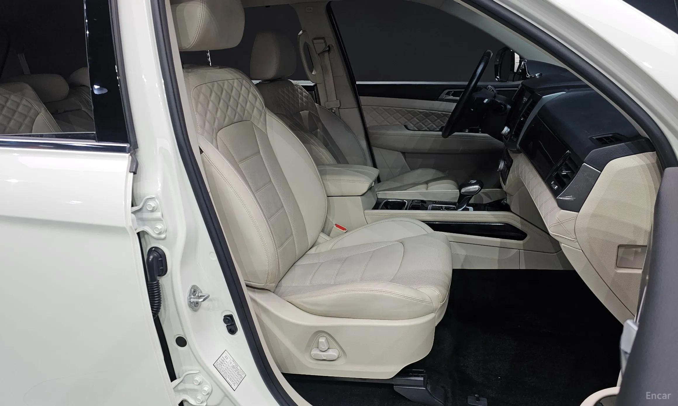 KG Mobility (SsangYong) G4 Rexton превью 10
