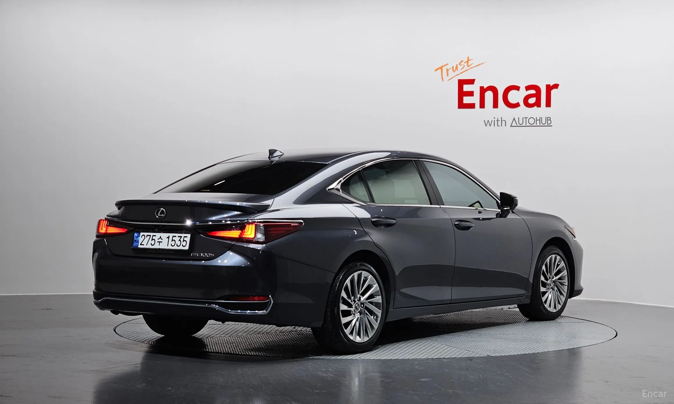 Lexus ES300h 7th Generation