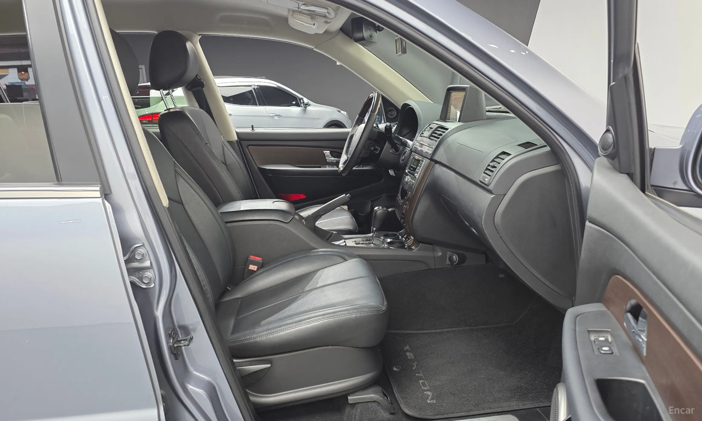 KG Mobility (SsangYong) Rexton W превью 10