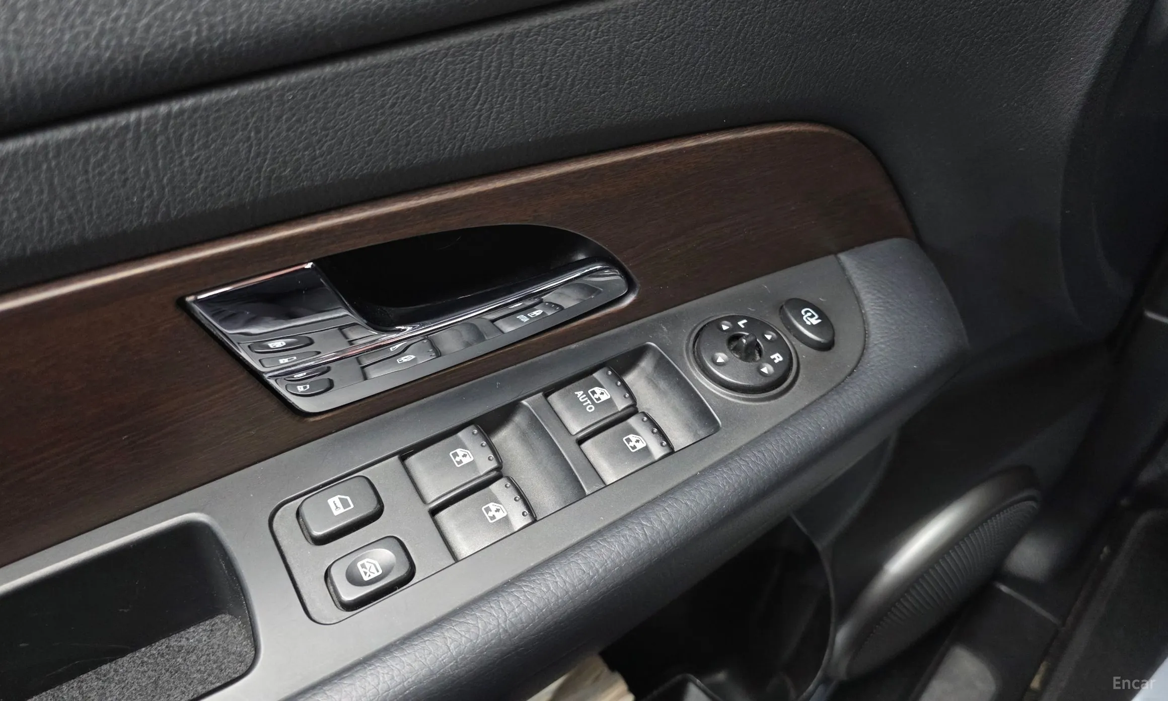 KG Mobility (SsangYong) Rexton W превью 16