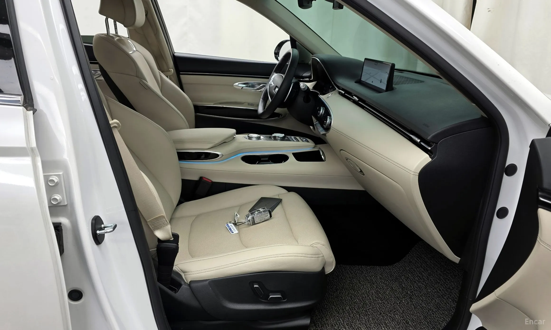 Genesis GV70 превью 11