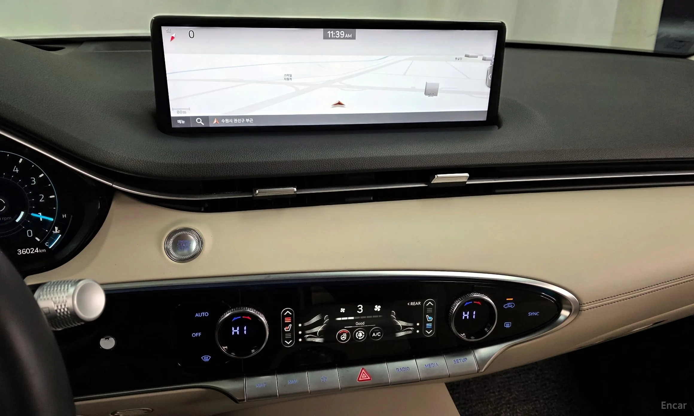 Genesis GV70 превью 14