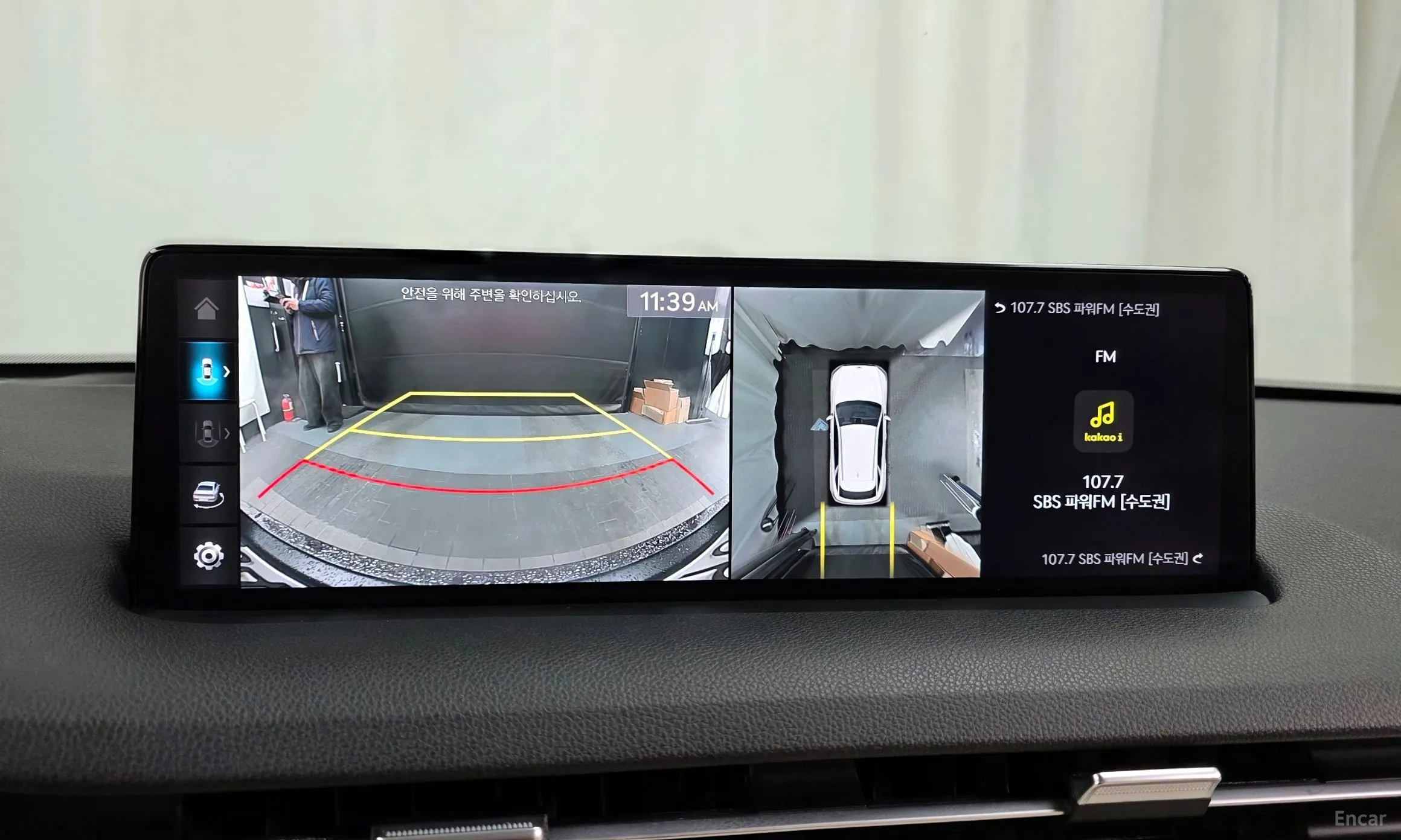 Genesis GV70 превью 15