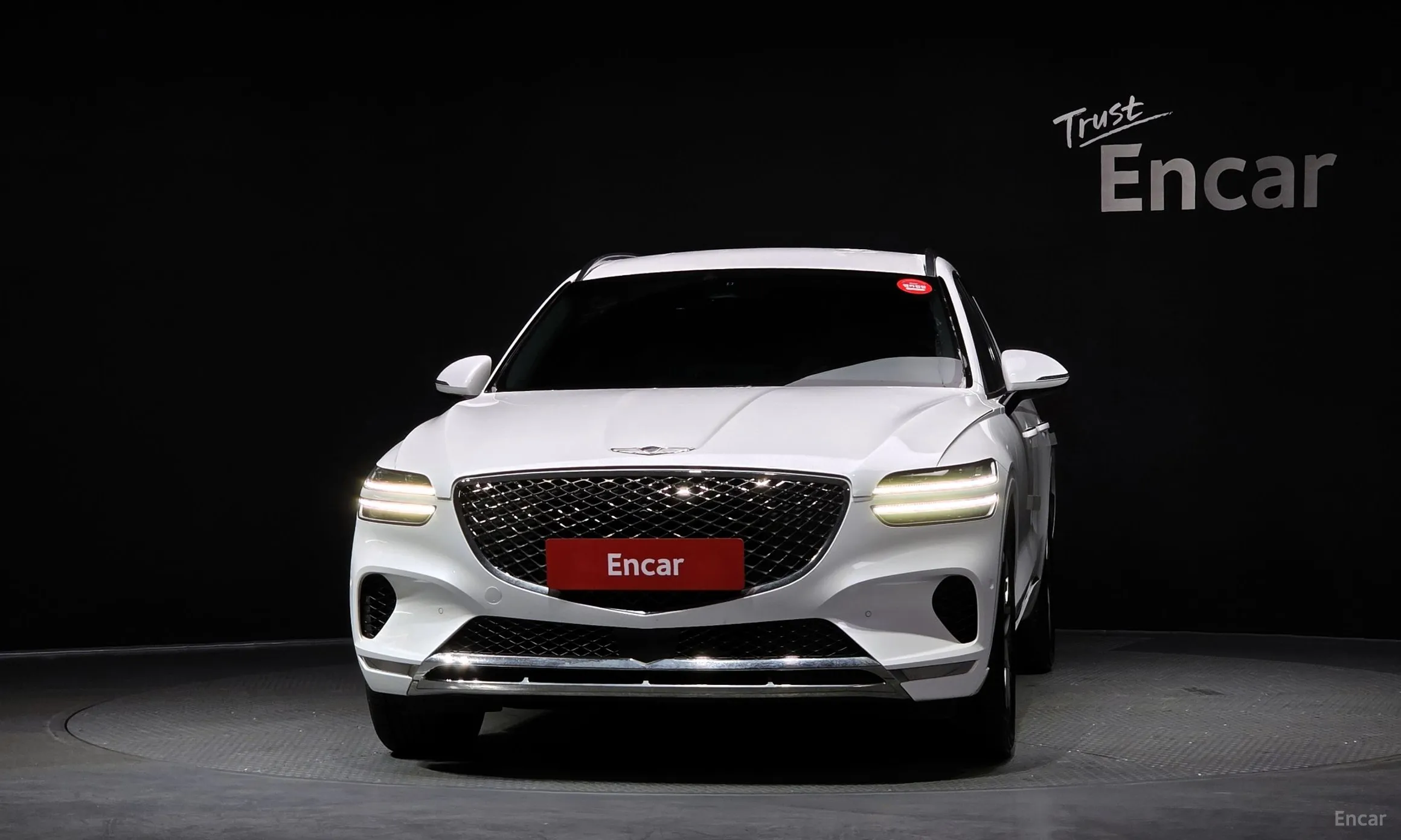 Genesis GV70 превью 3
