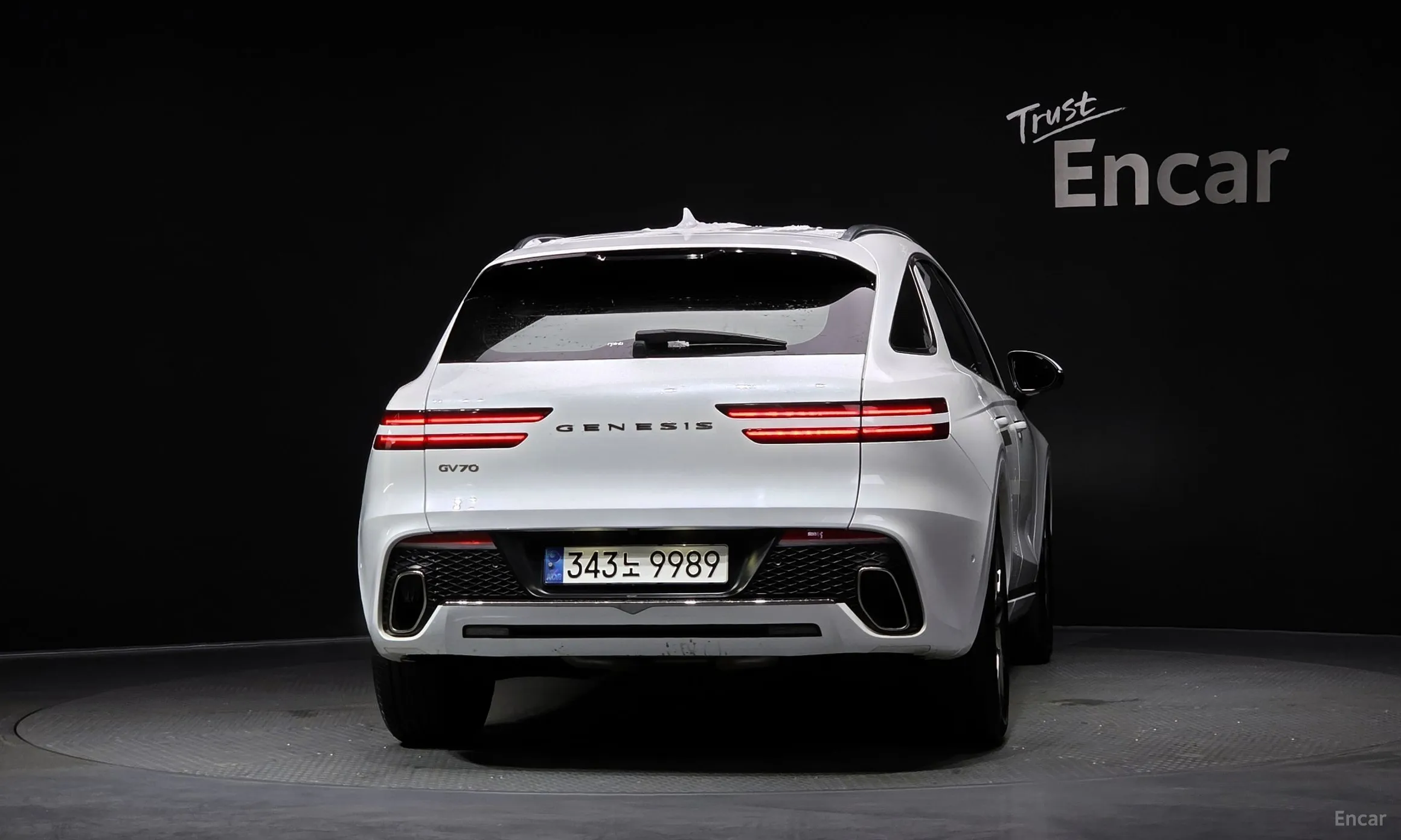 Genesis GV70 превью 4