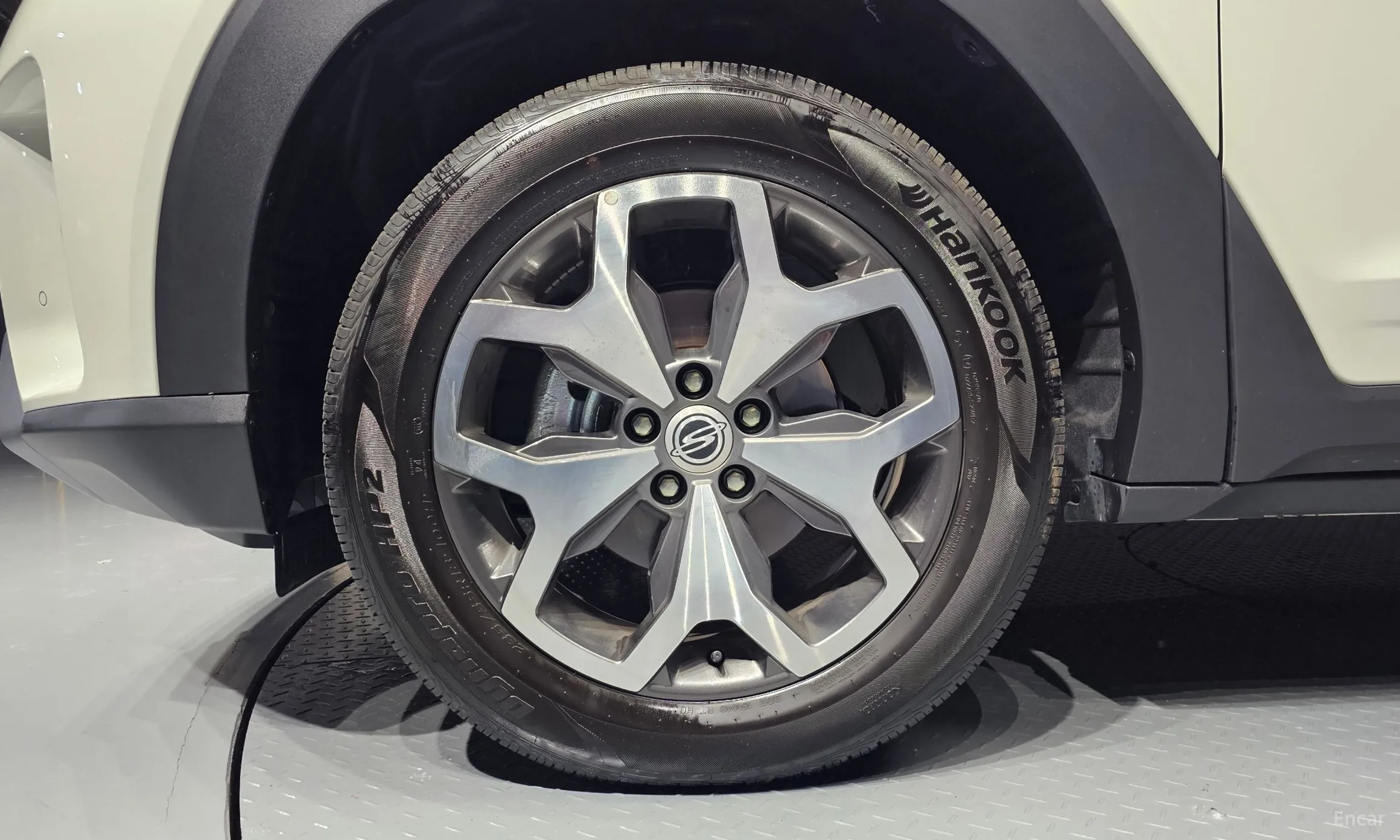 KG Mobility (SsangYong) Torres превью 5