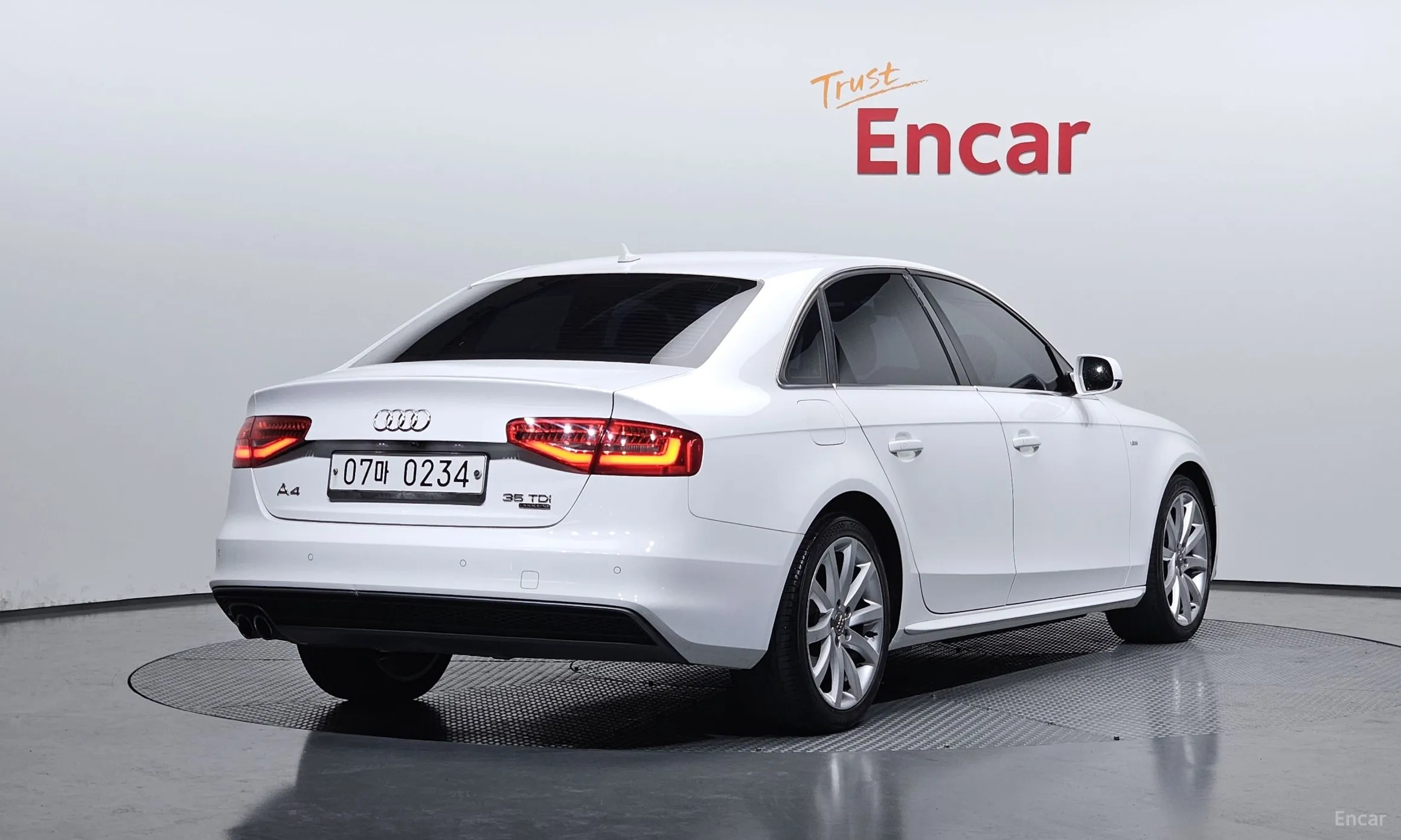 Audi New A4 превью 2