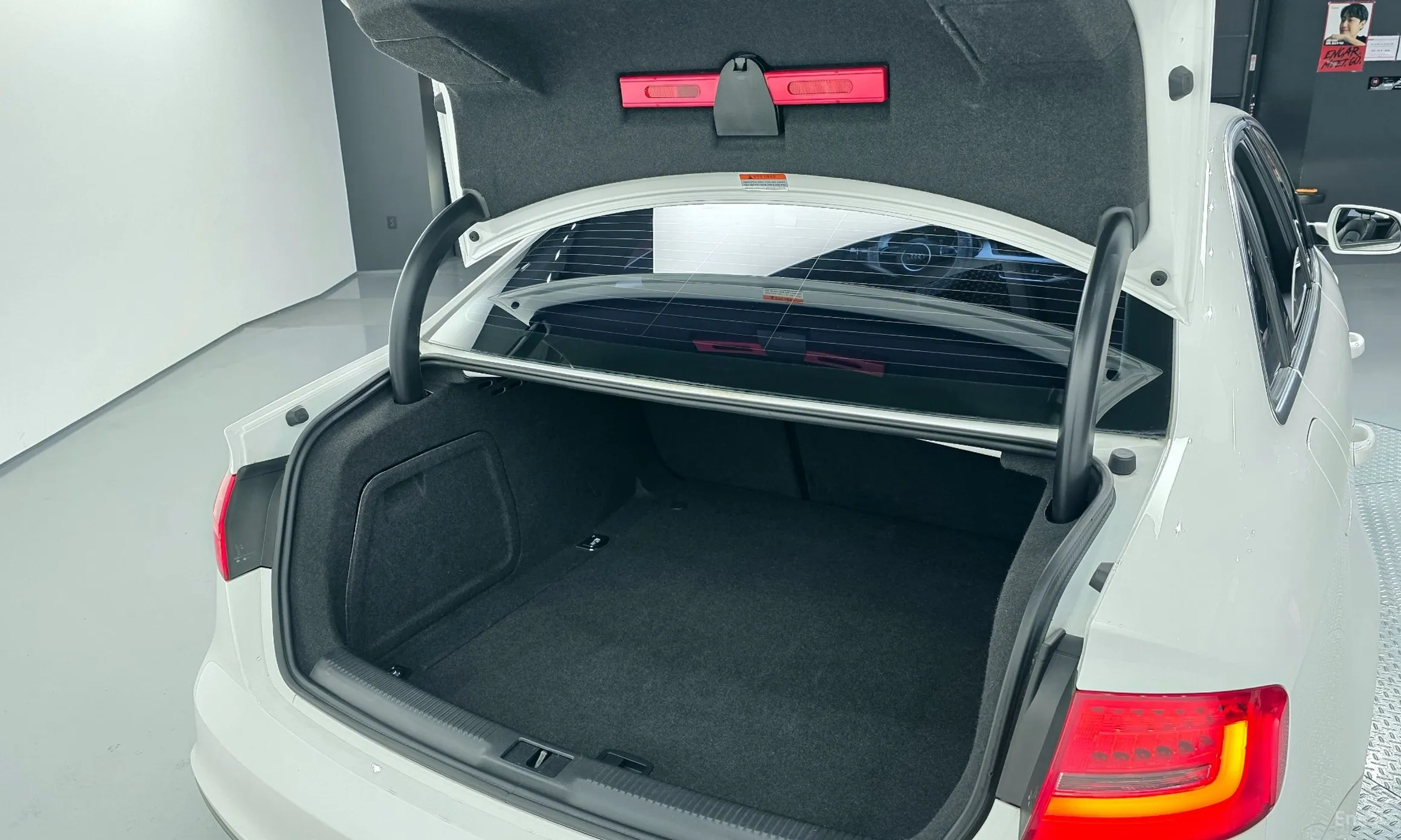 Audi New A4 превью 20