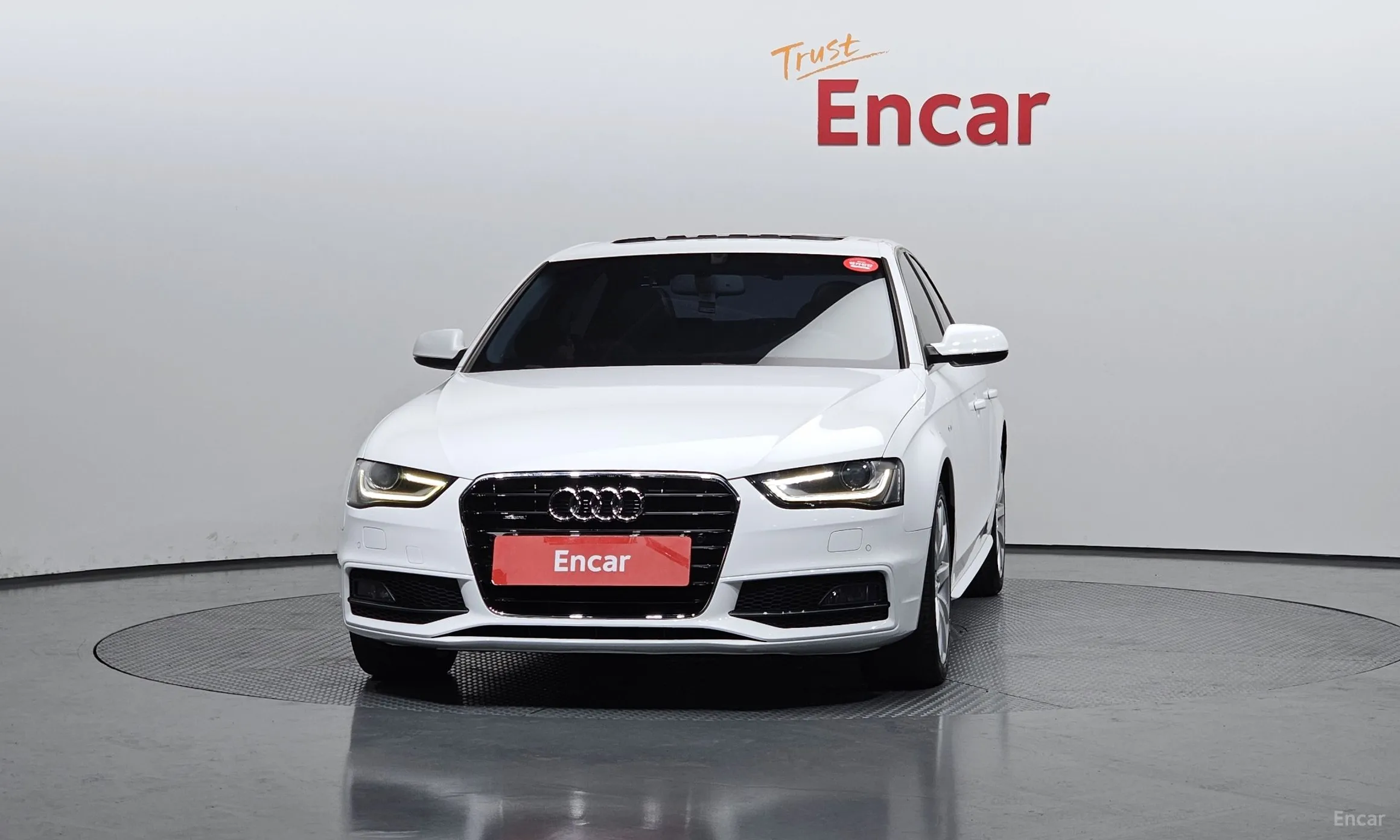 Audi New A4 превью 3
