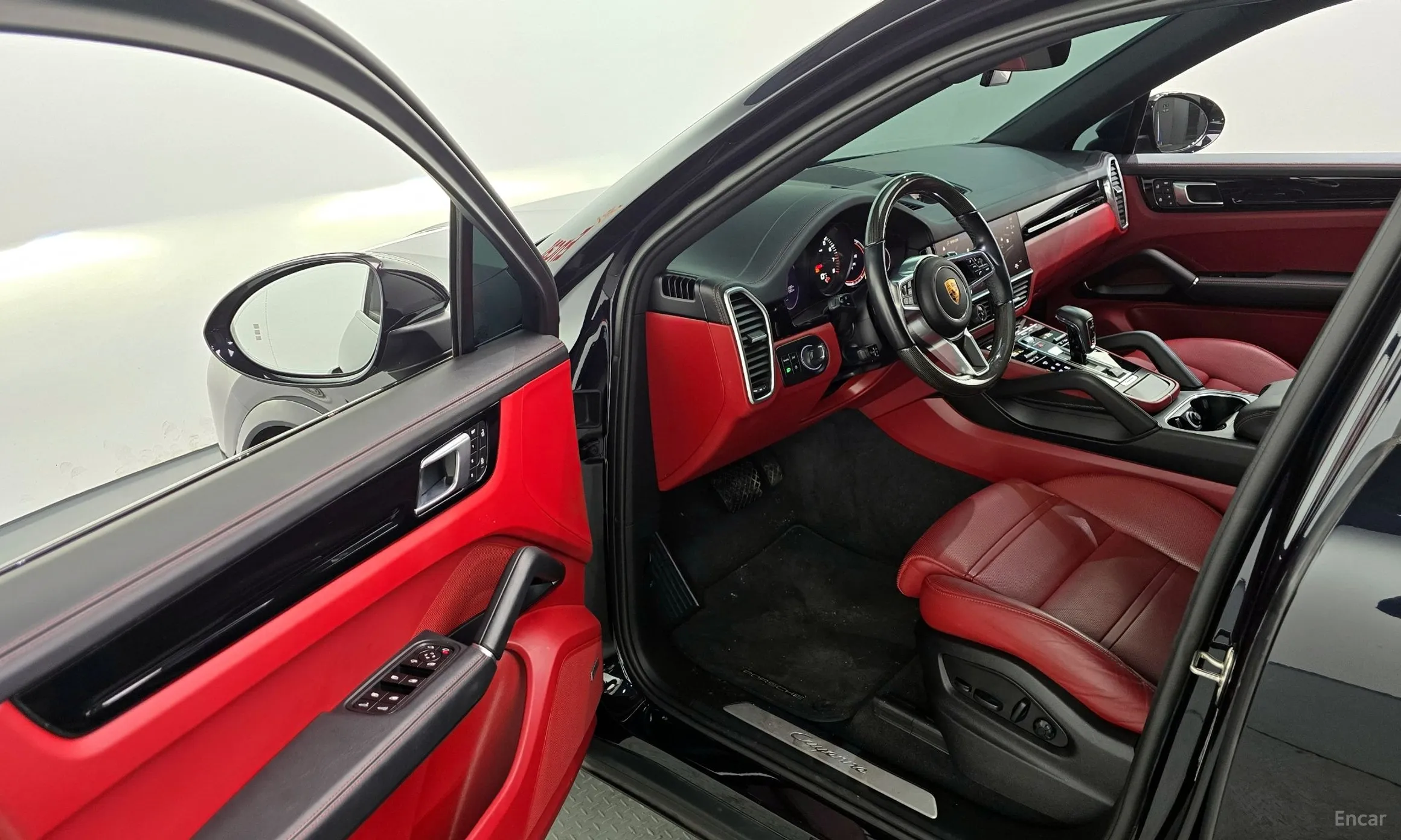Porsche Cayenne (PO536) превью 10