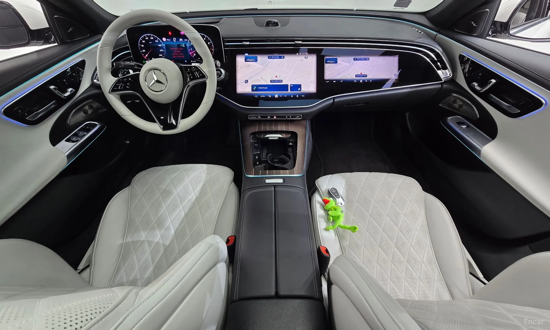 Mercedes Benz E-Class W214 превью 7