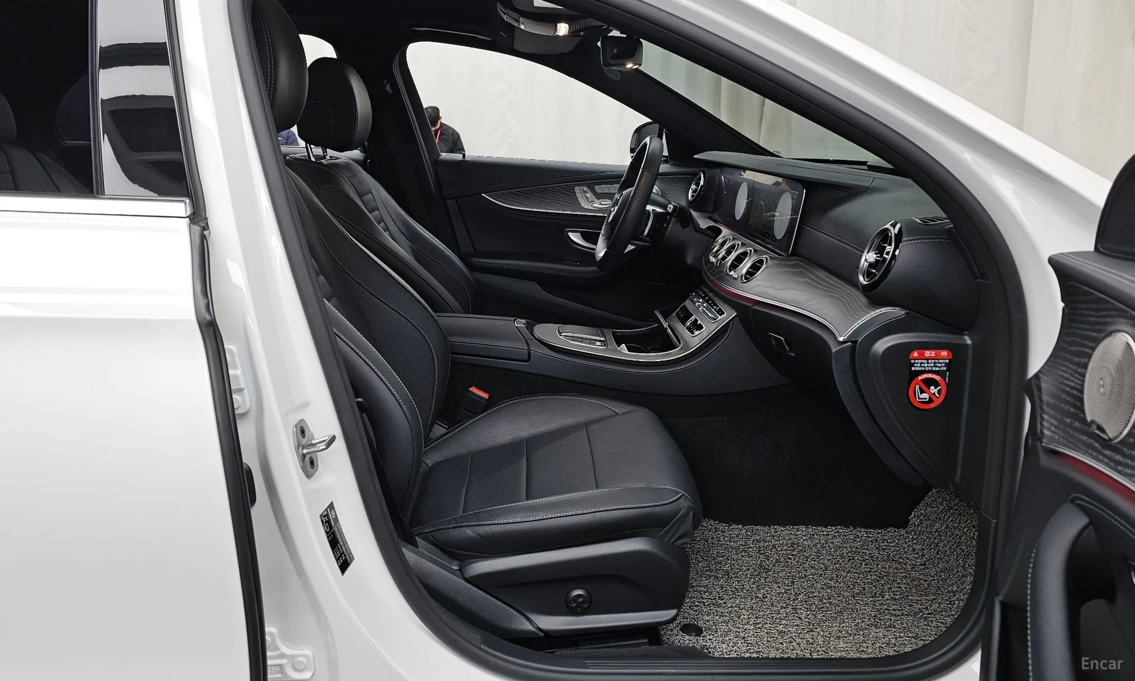 Mercedes Benz E-Class W213 превью 11