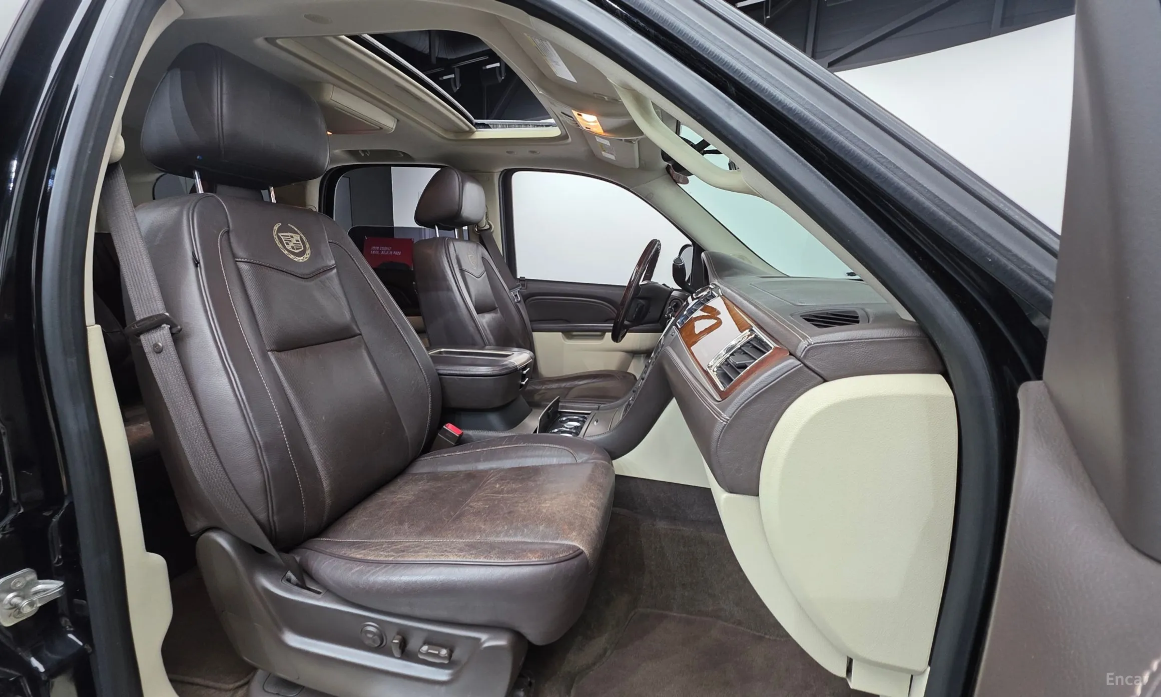 Cadillac Escalade превью 10