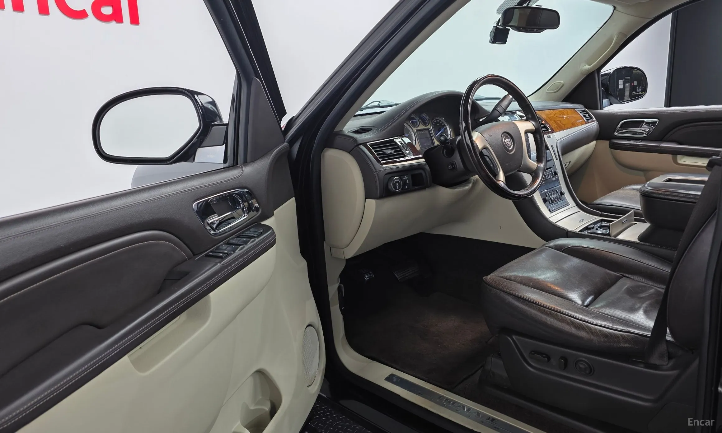 Cadillac Escalade превью 12