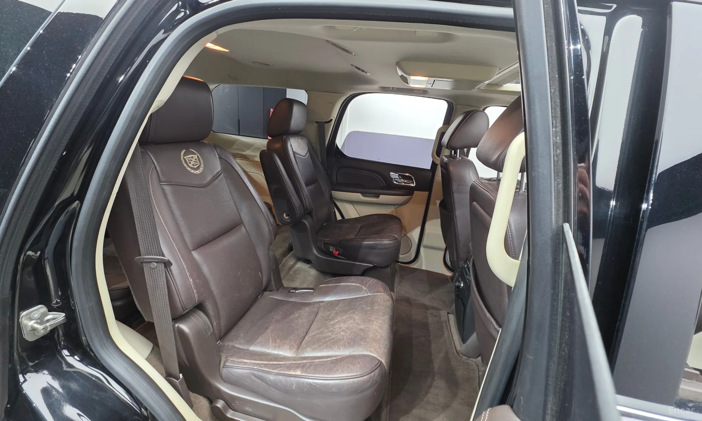 Cadillac Escalade превью 17
