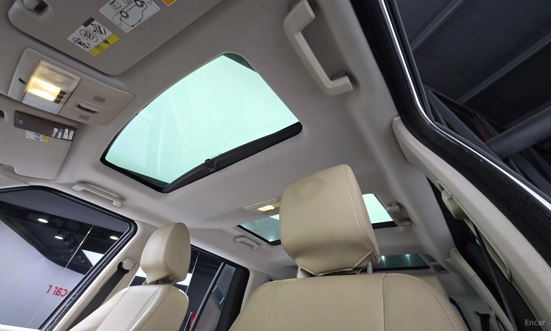 Land Rover Discovery 4 превью 11