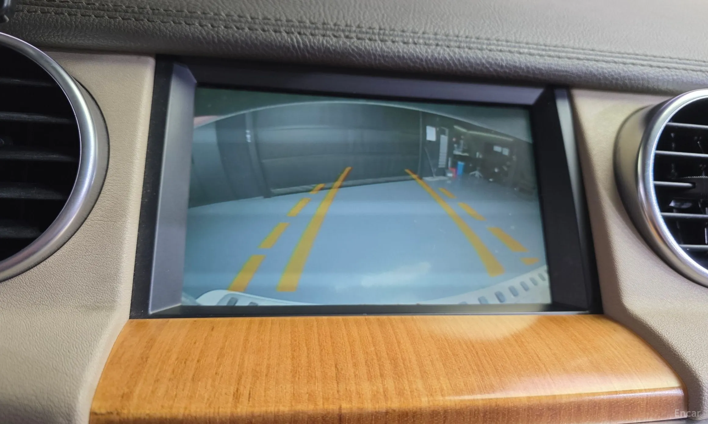 Land Rover Discovery 4 превью 16