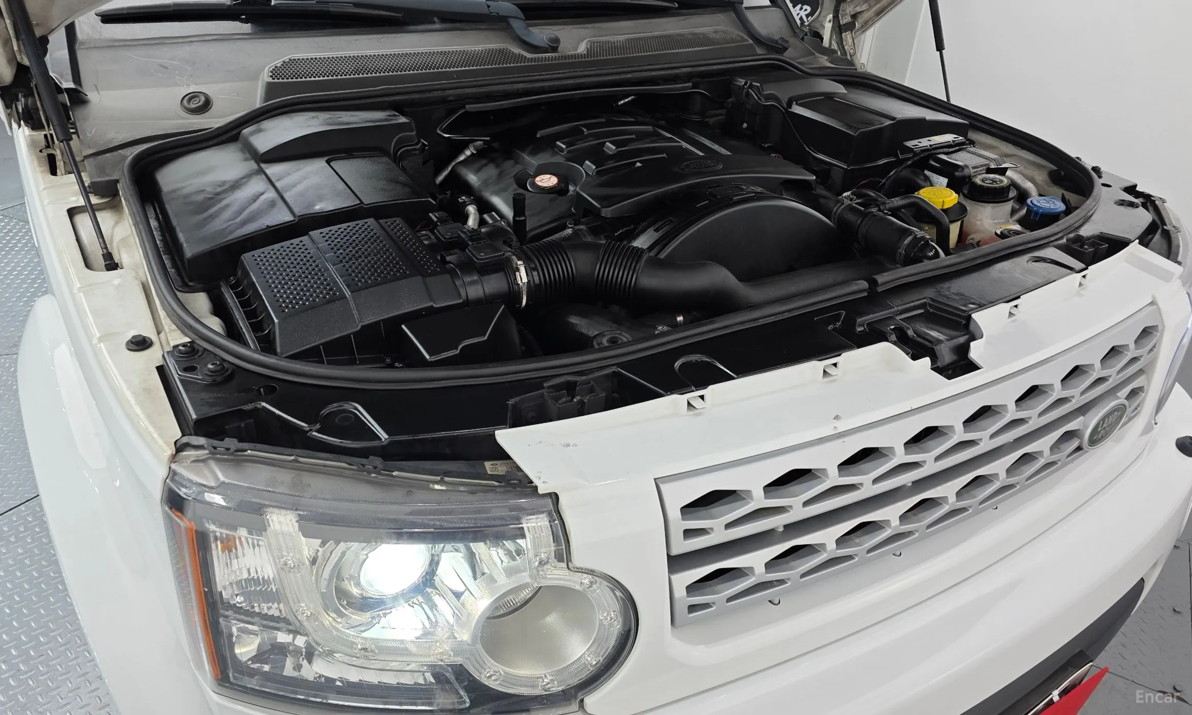 Land Rover Discovery 4 превью 6
