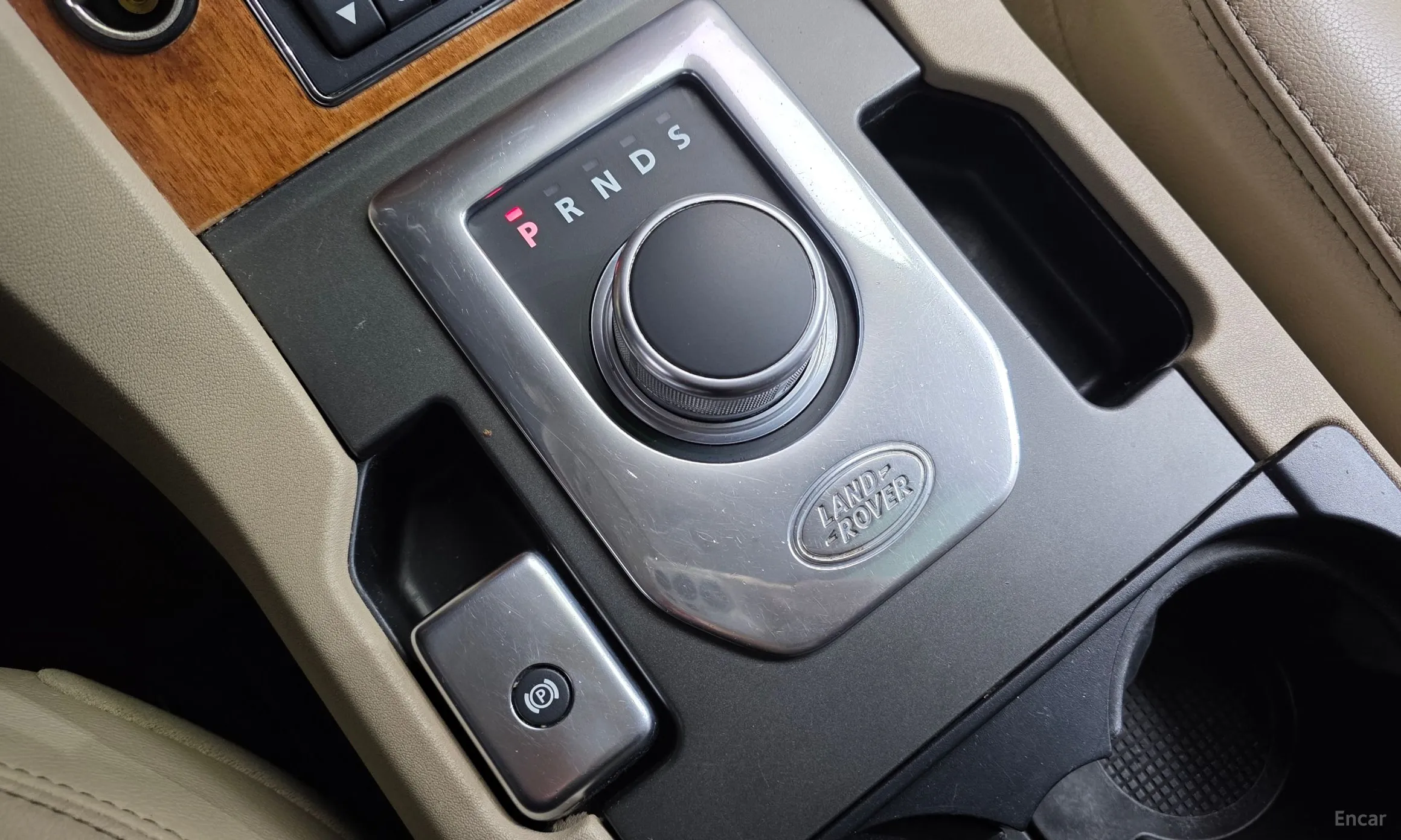 Land Rover Discovery 4 превью 9
